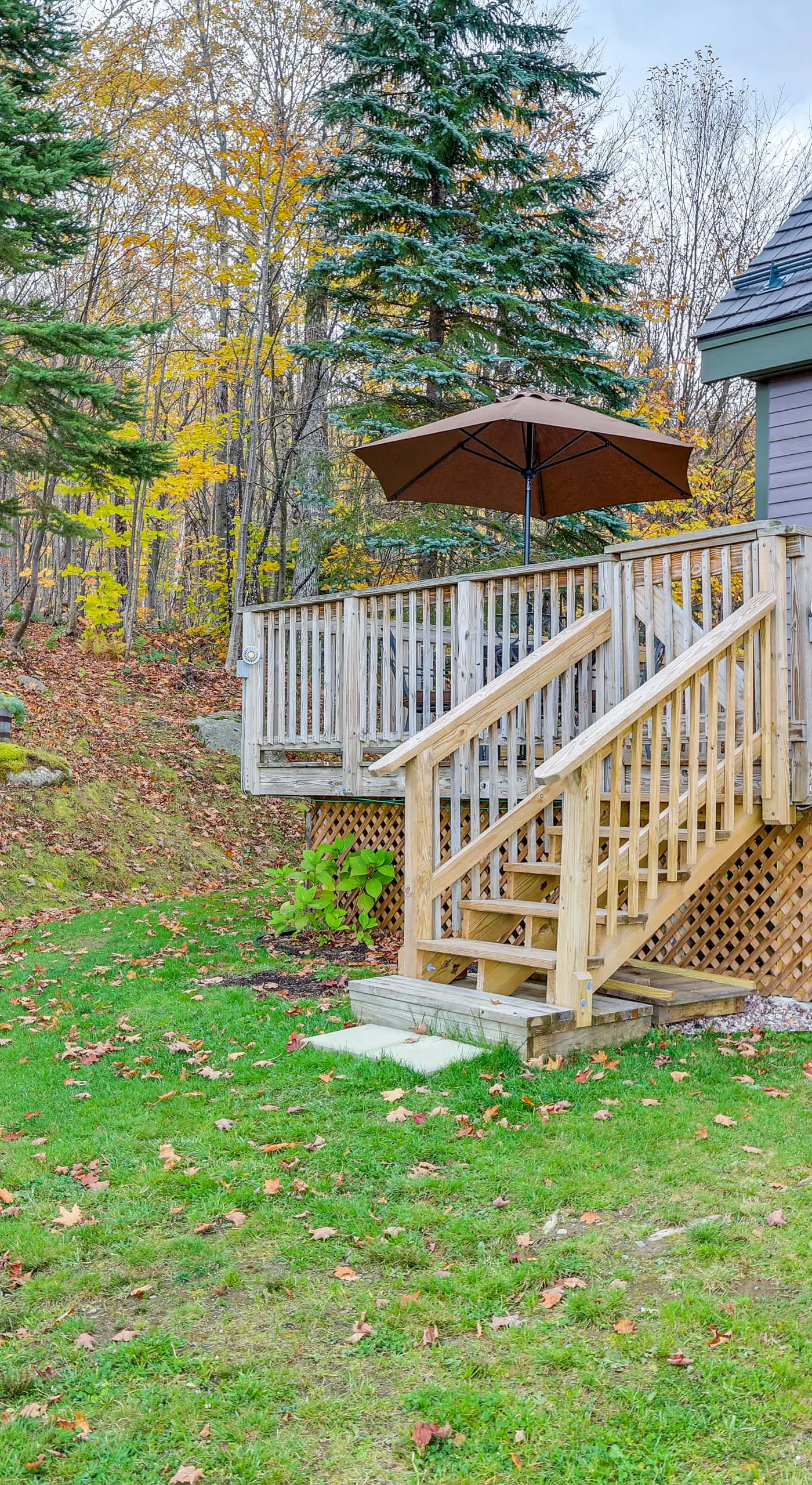 Ski-In/Ski-Out w/ Sauna in Jay Ski Peak Resort!