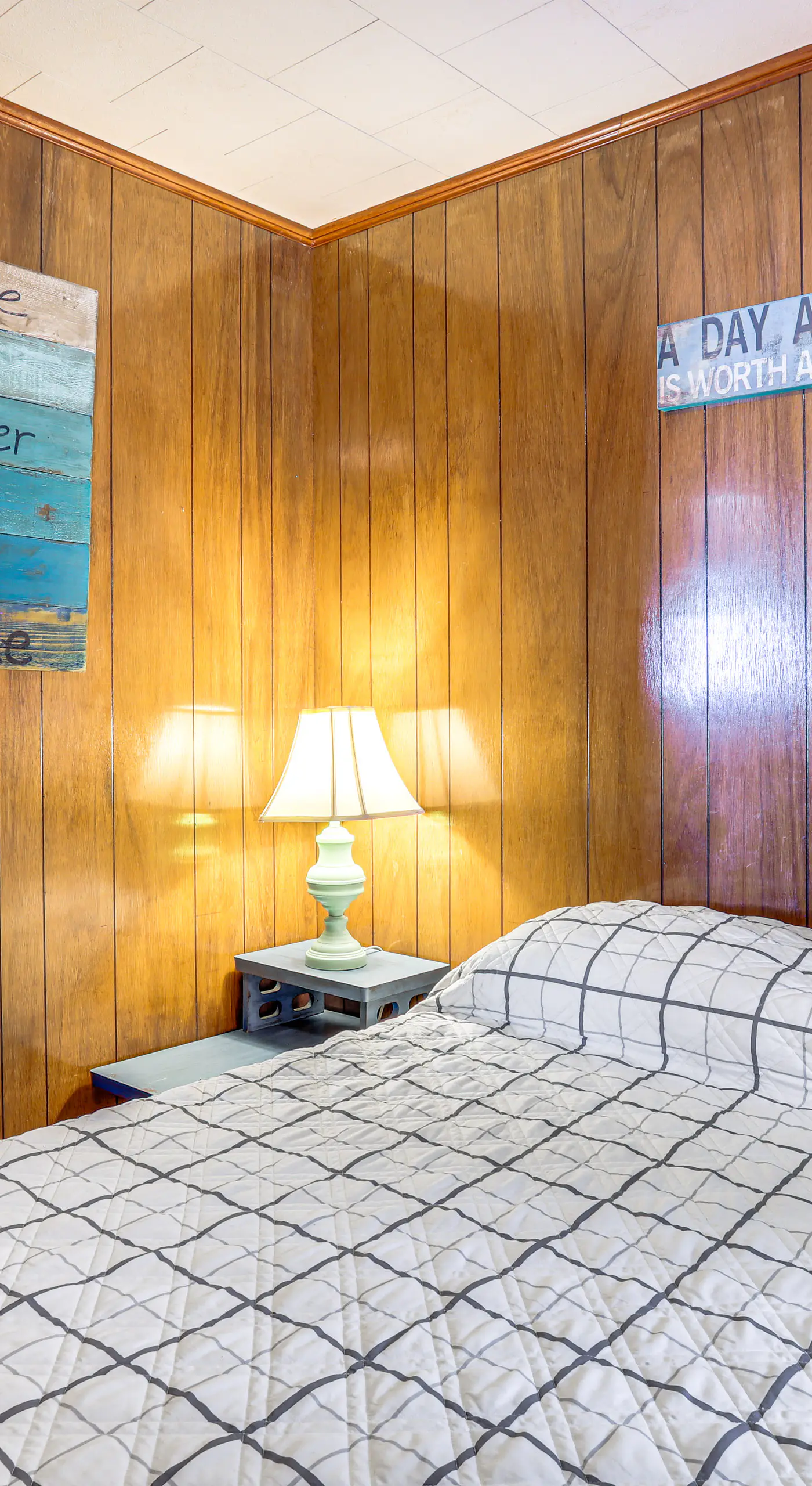 Shared Dock & Yard: Greers Ferry Lake Home!