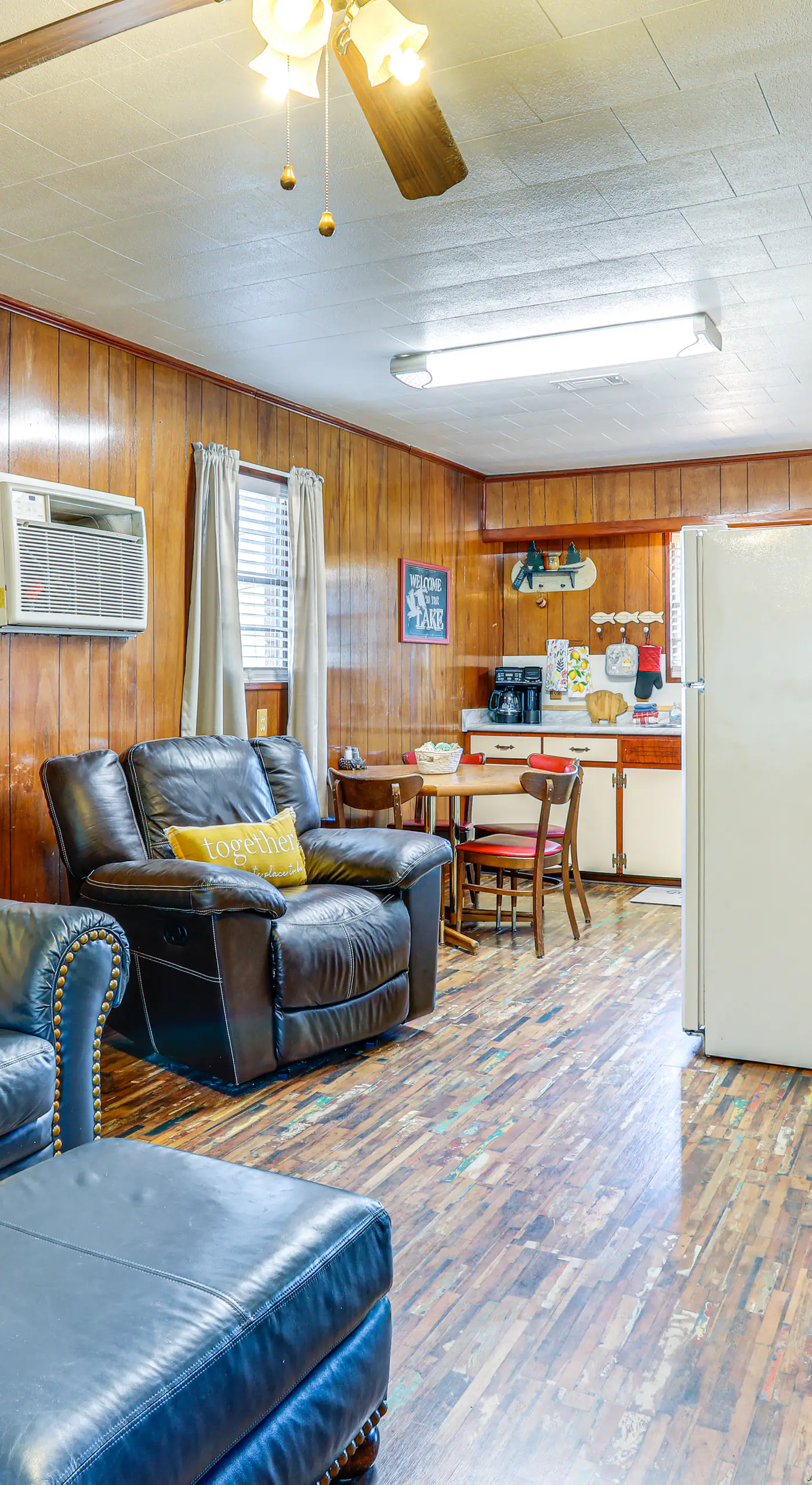 Shared Dock & Yard: Greers Ferry Lake Home!