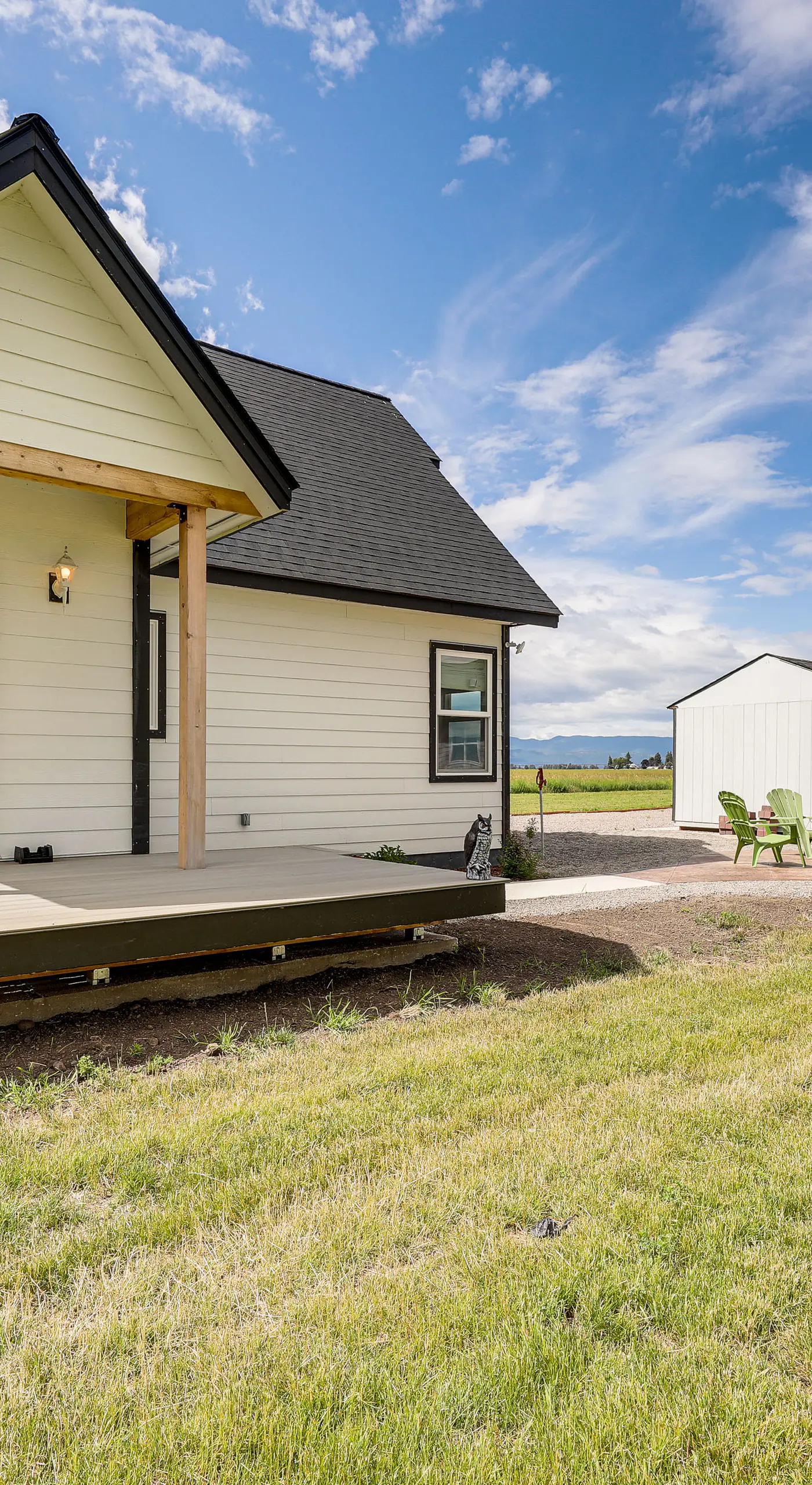 Kalispell Mountain Getaway w/ Hot Tub & Fire Pit!