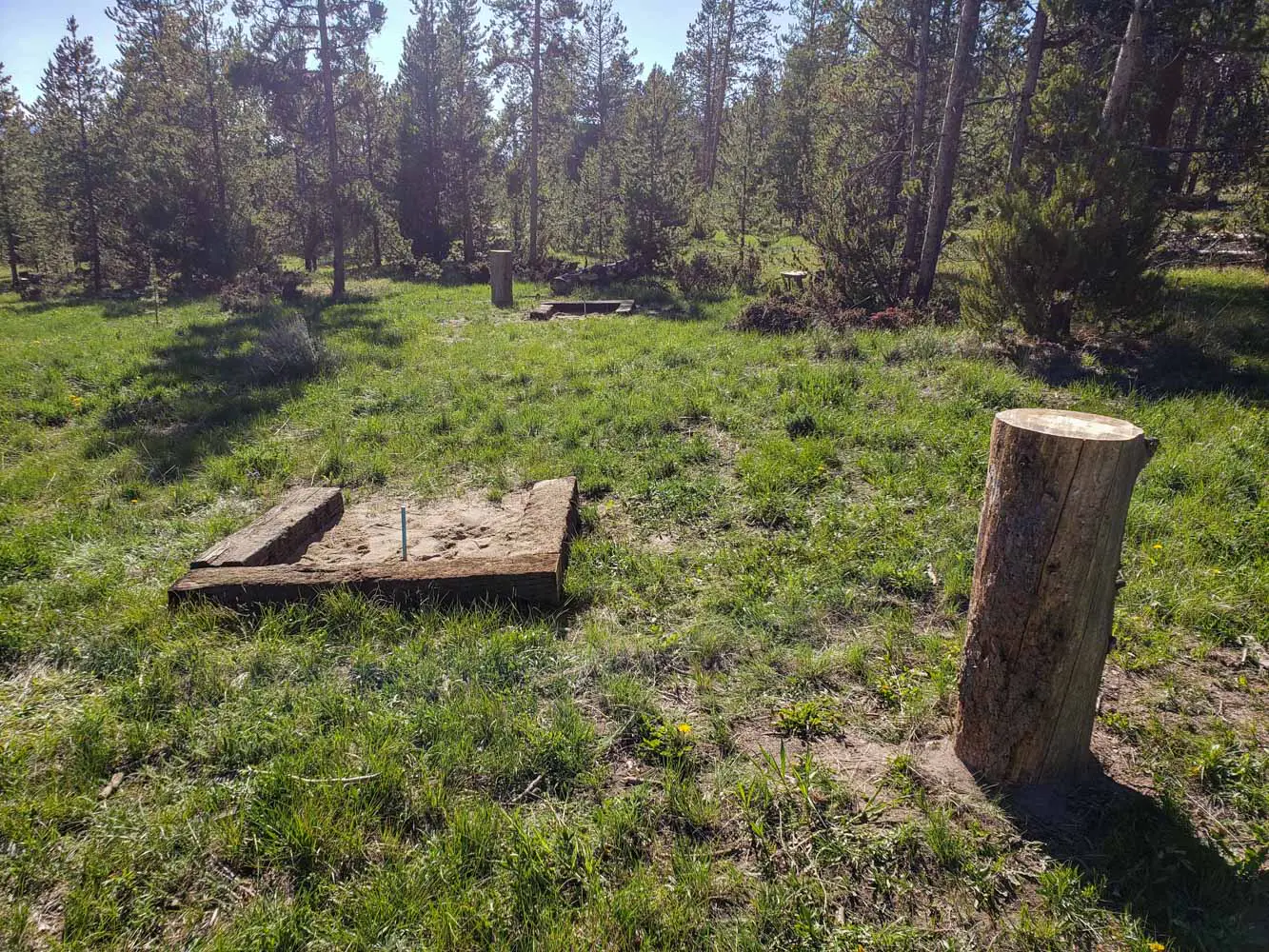 Updated Cabin w/ Hot Tub ~ 11 Mi to Winter Park!