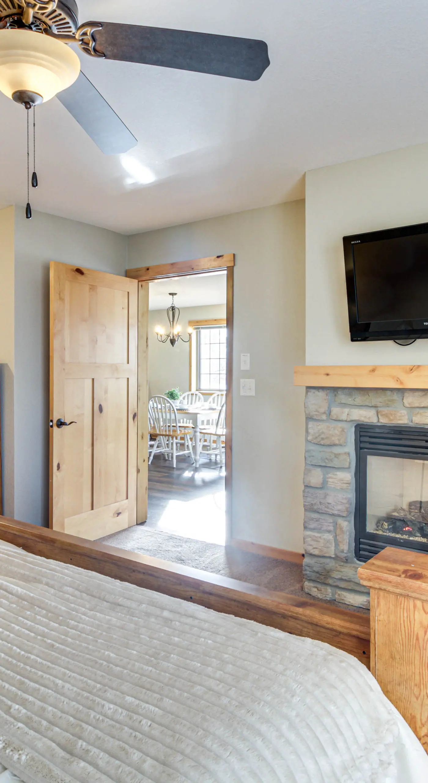Nisswa Townhome w/ Boat Slip + Gull Lake Access!