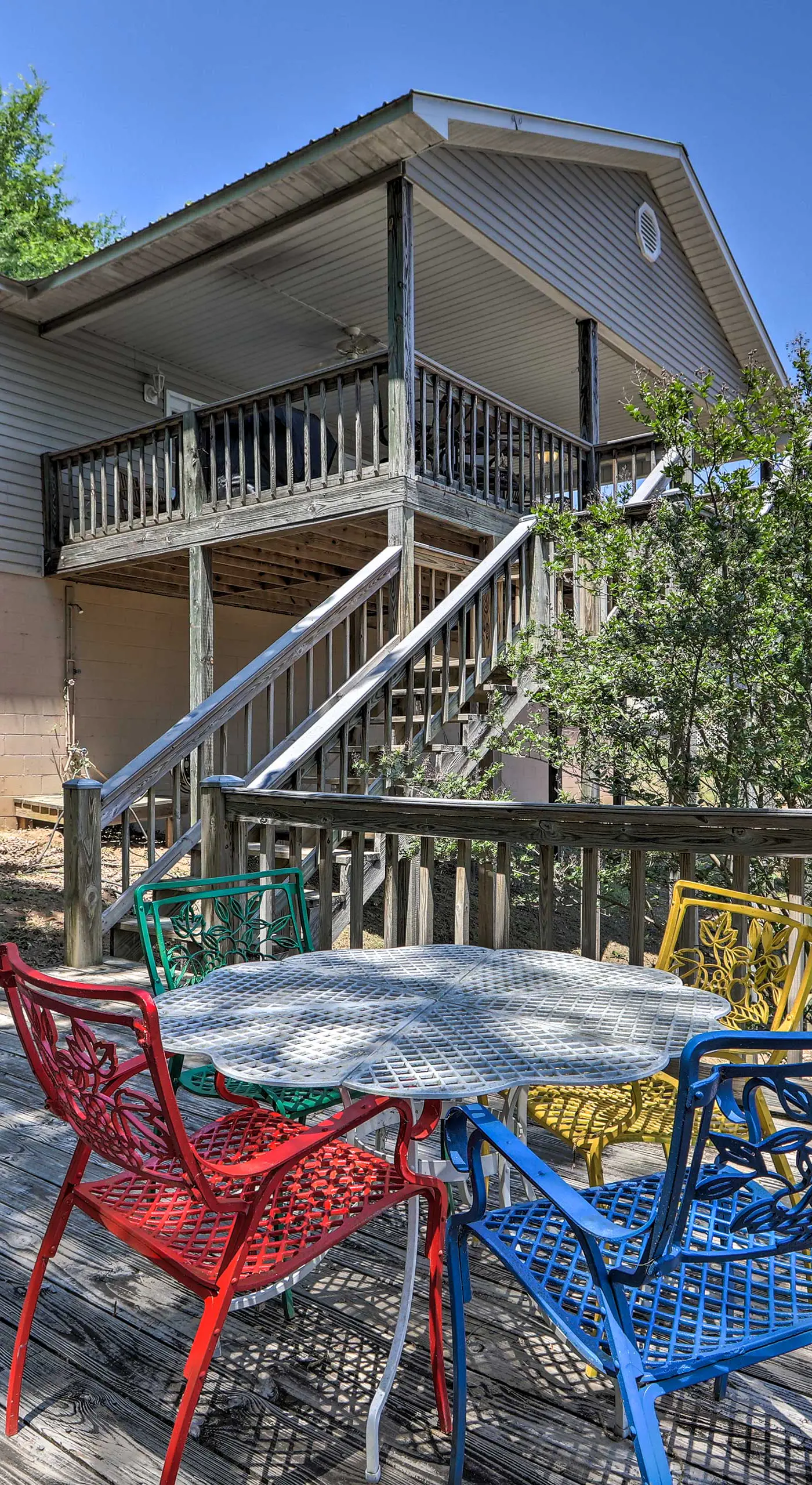 House w/ Dock + Slide Situated on Lake Sinclair!