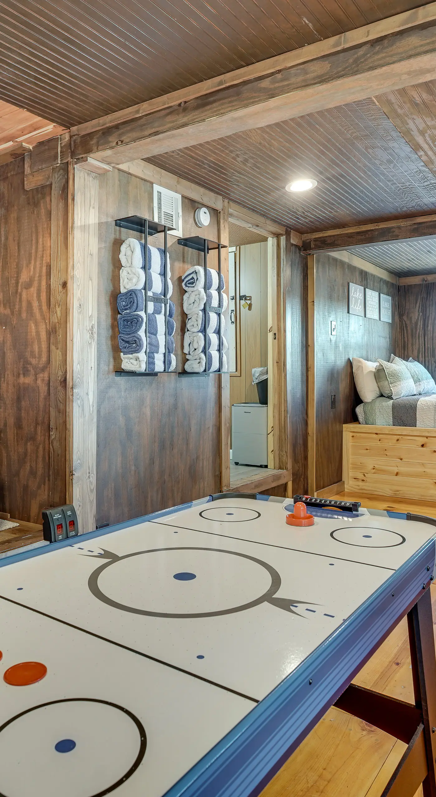 Private Beach & Dock! Cozy Lake Sinclair Cabin