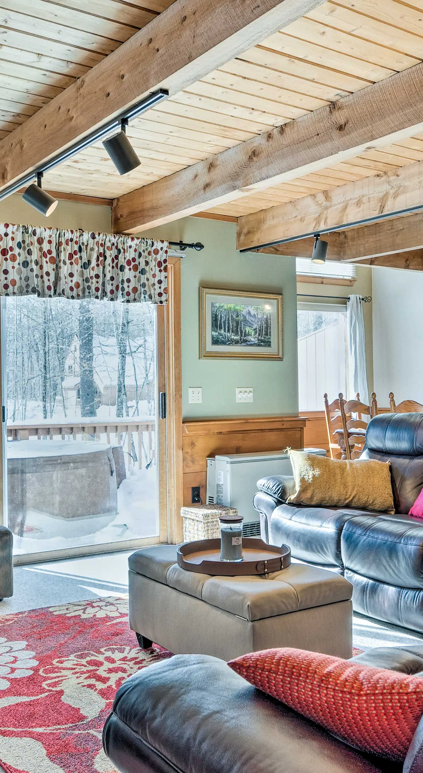 Cozy Conway Area Home ~ 4 Mi to Cranmore Mountain!