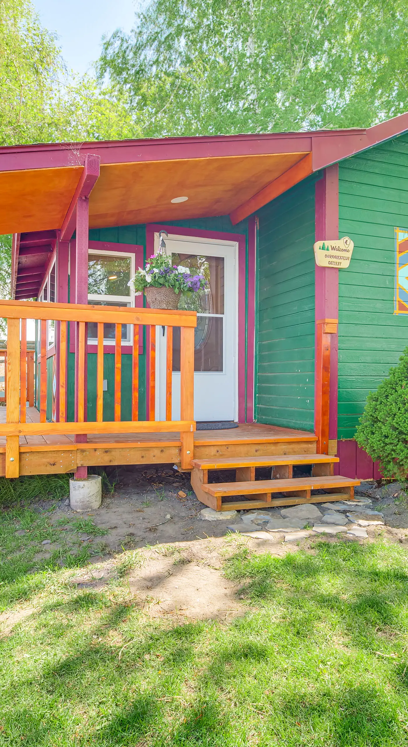 Fish & Hike: Peaceful Cabin on Williamson River