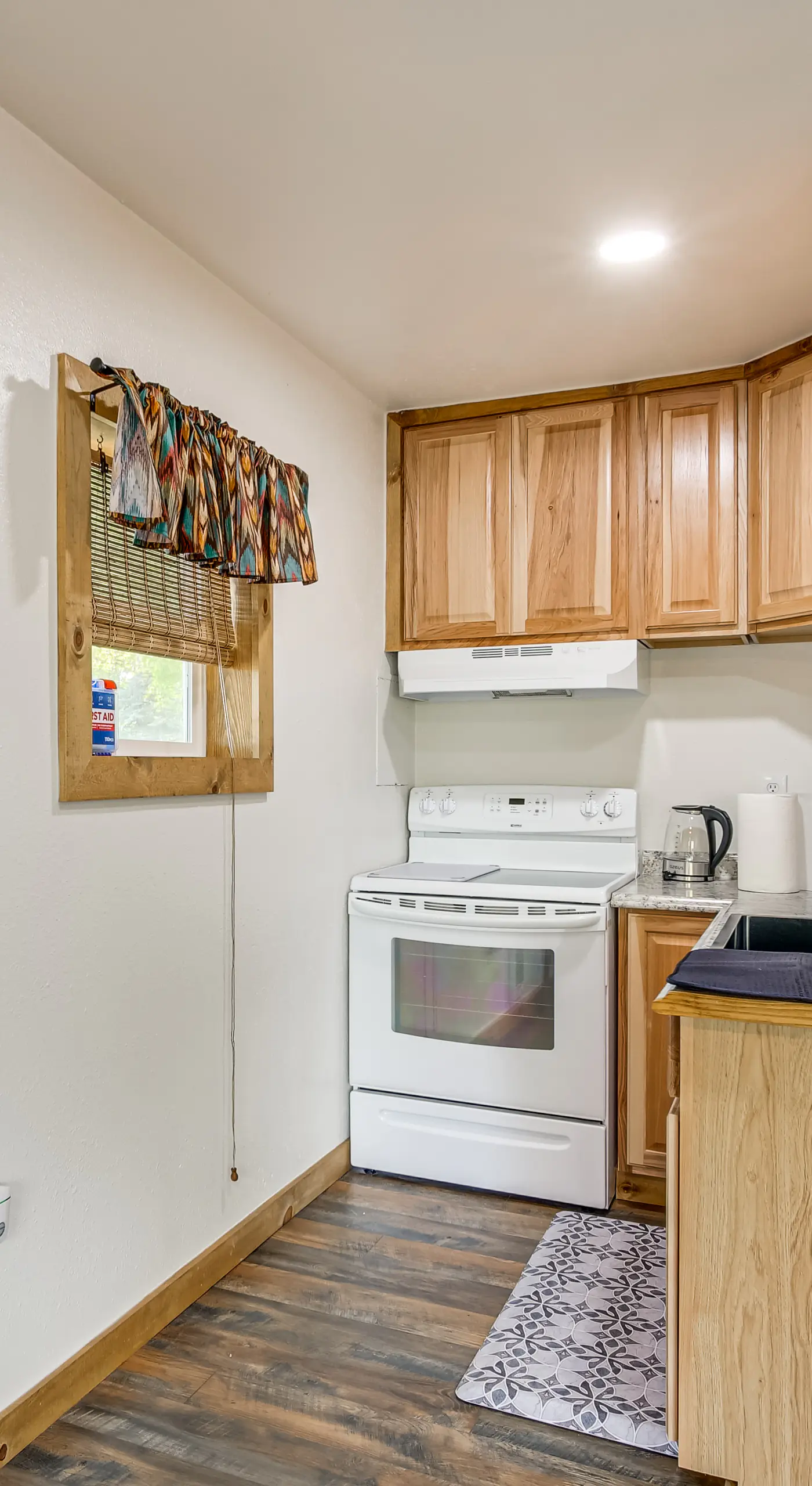 Fish & Hike: Peaceful Cabin on Williamson River