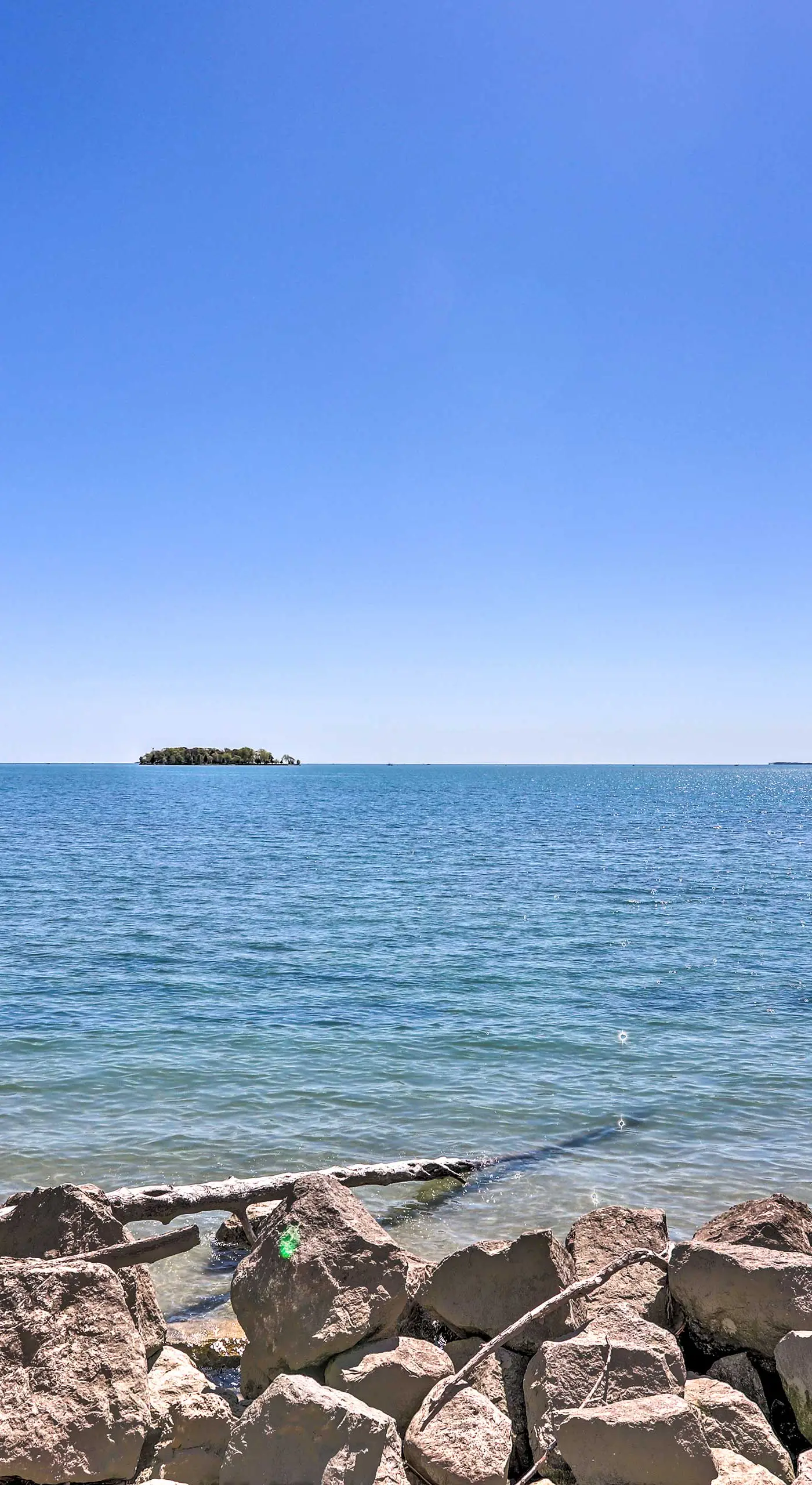 Waterfront Middle Bass Condo w/ Pool Access!