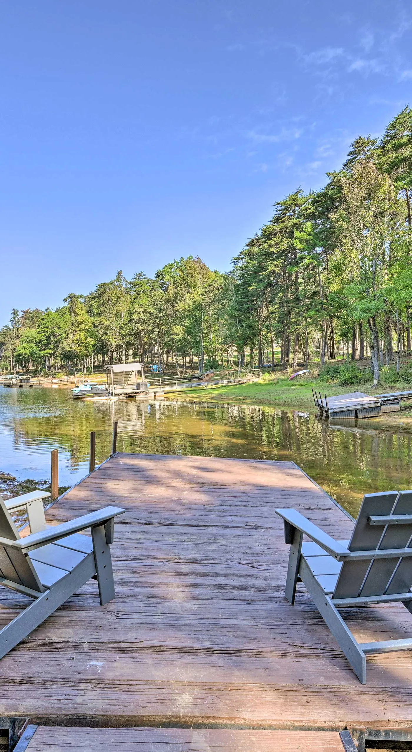 Lakefront Anderson Paradise: Dock, Fire Pit!