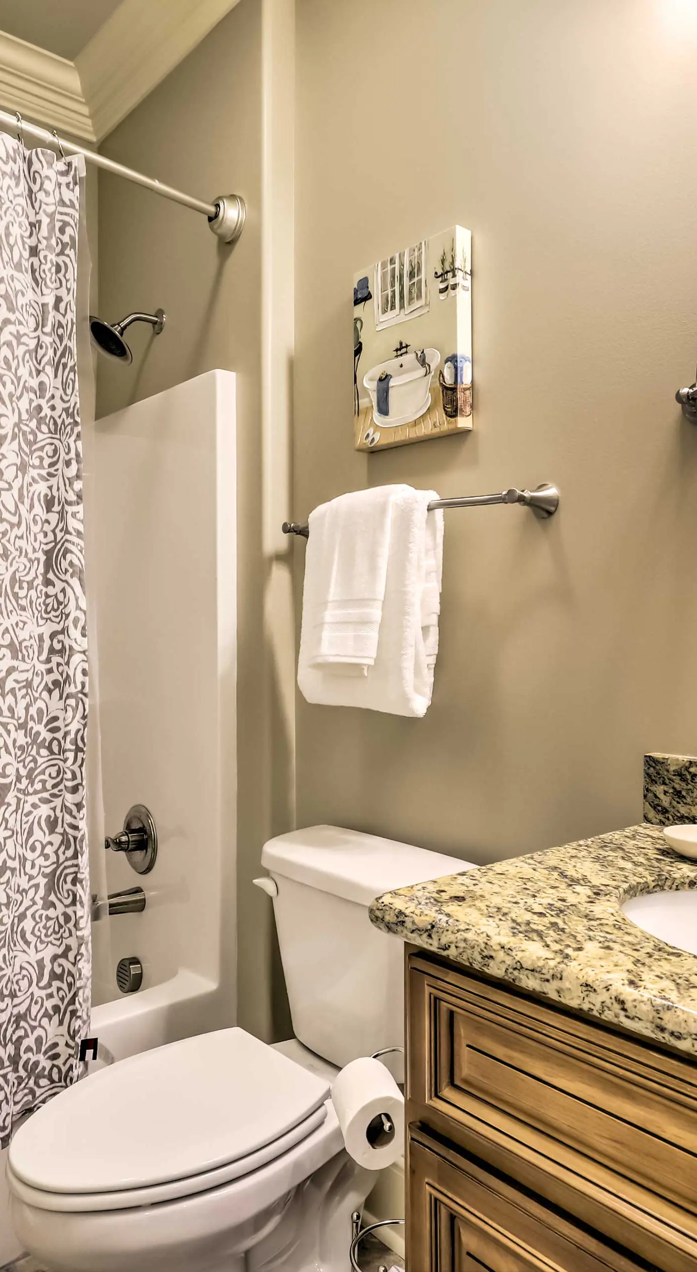Diamondhead Condo - Marina, Pool Access & Golfing!