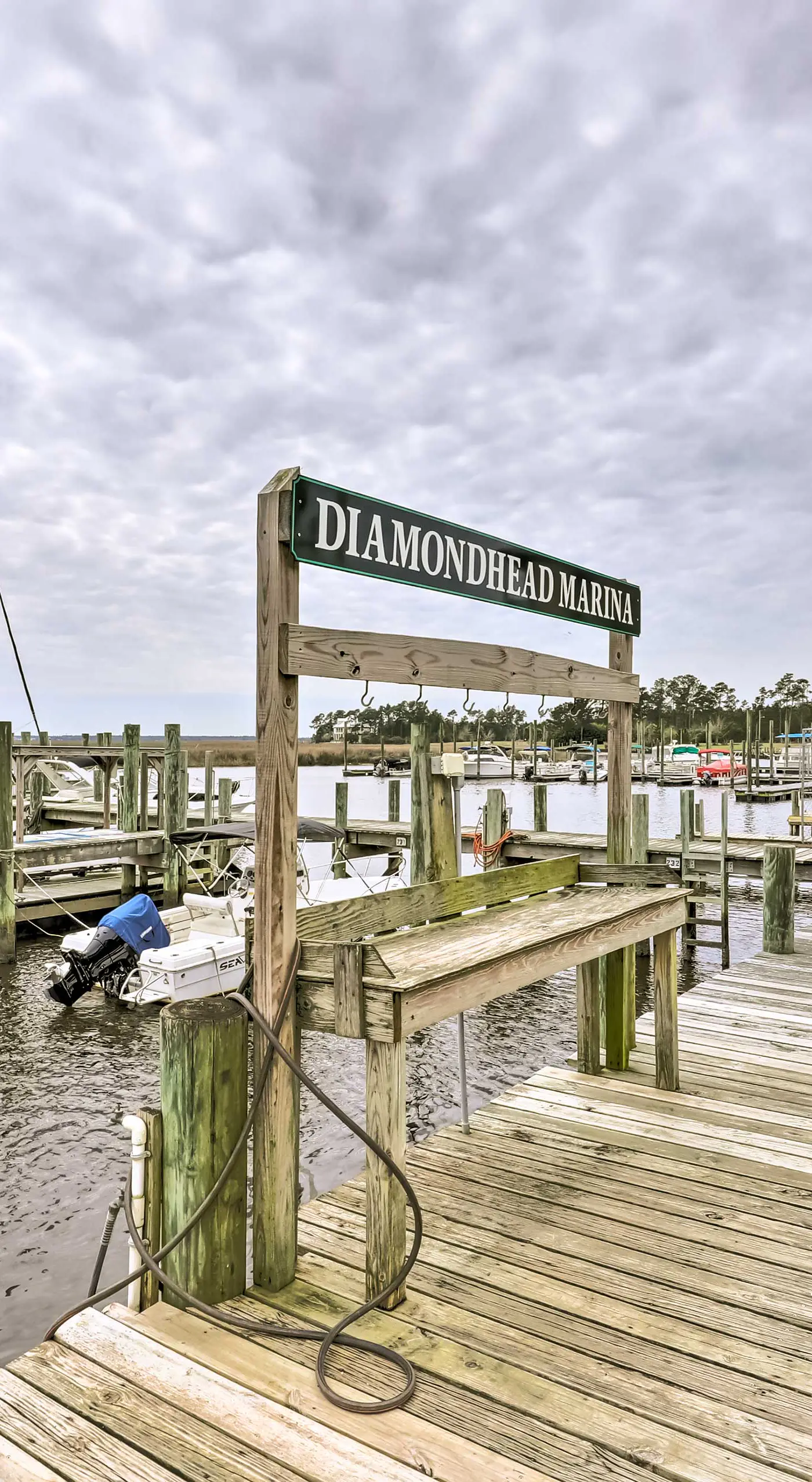Diamondhead Condo - Marina, Pool Access & Golfing!