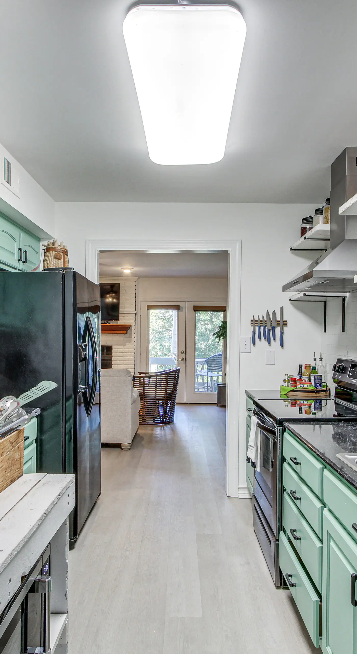 Inviting Home w/ Golf Course View in Diamondhead!