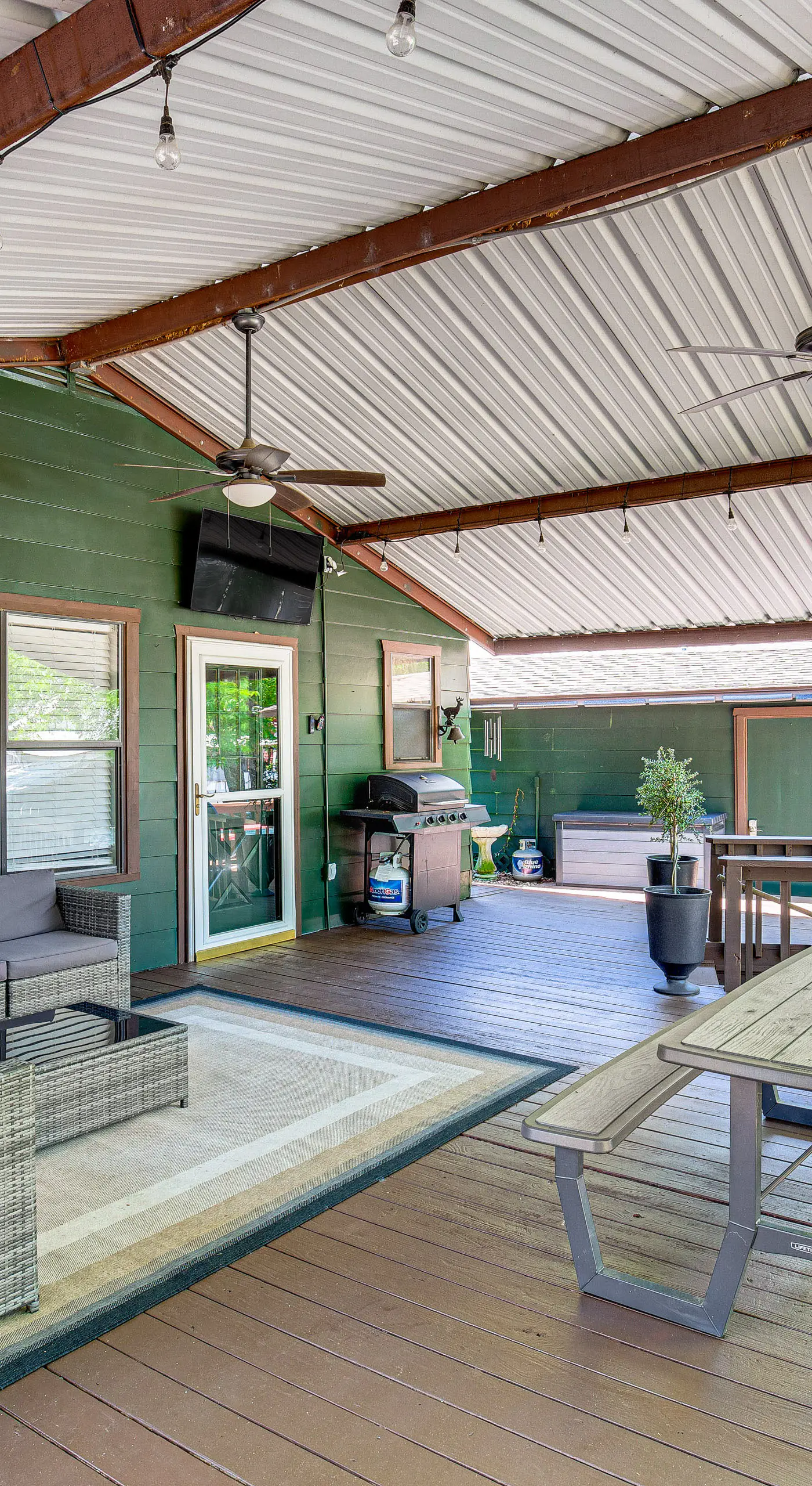 Spacious Deck: Waterfront Home in Gun Barrel City!
