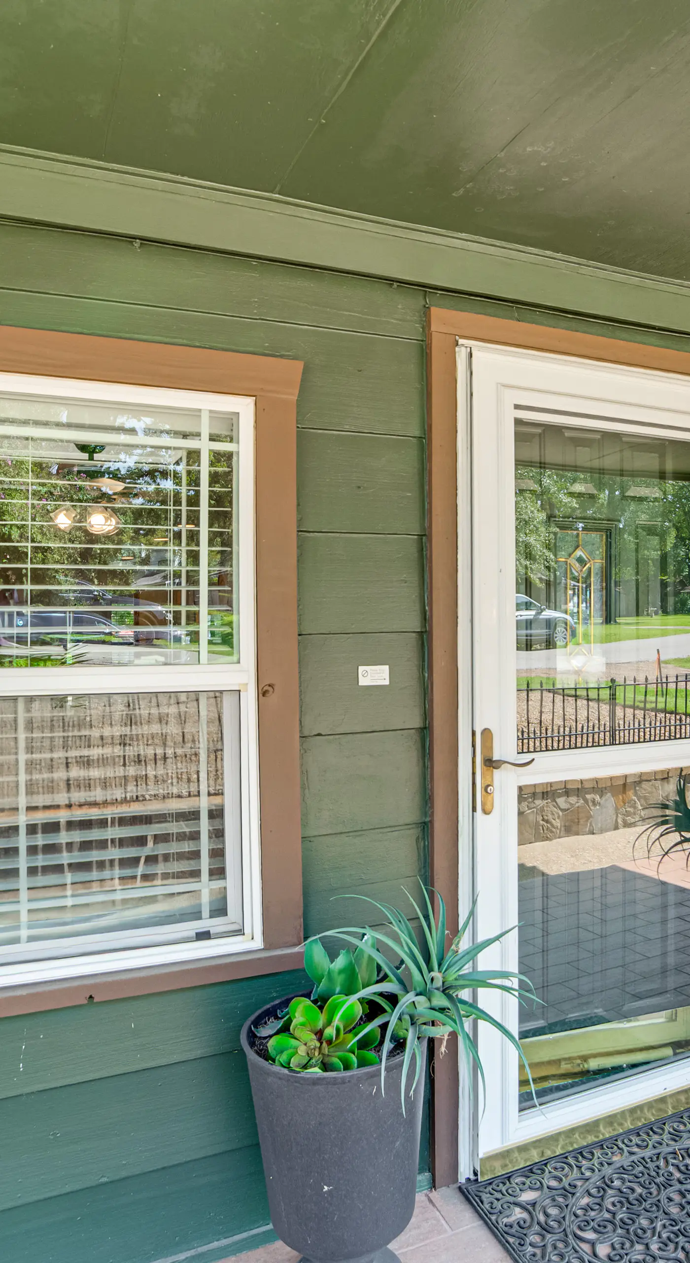 Spacious Deck: Waterfront Home in Gun Barrel City!