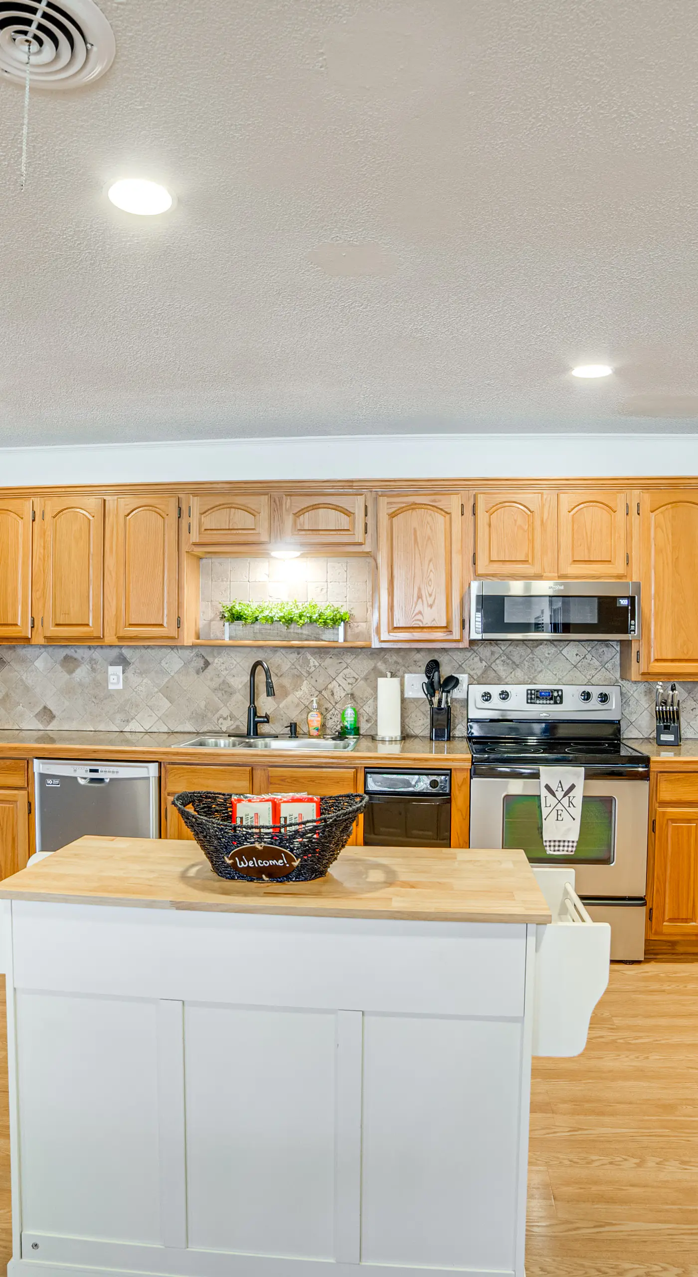 Spacious Deck: Waterfront Home in Gun Barrel City!
