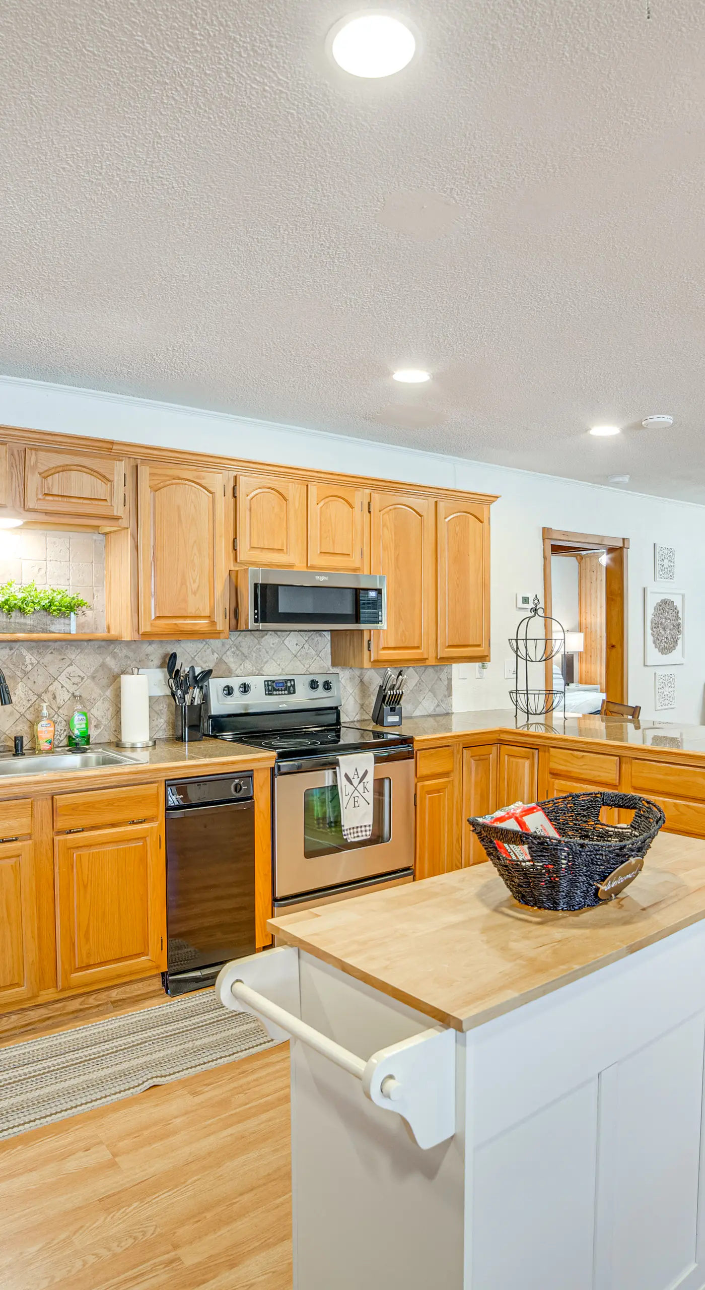 Spacious Deck: Waterfront Home in Gun Barrel City!
