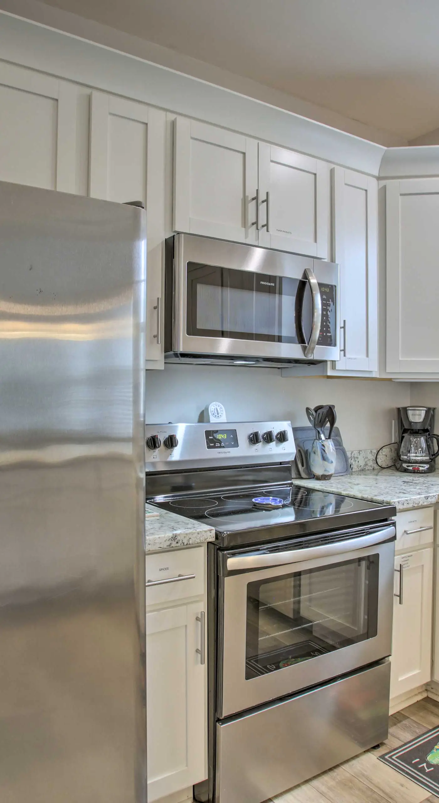 Waveland Home Near Beach: Pets Allowed!