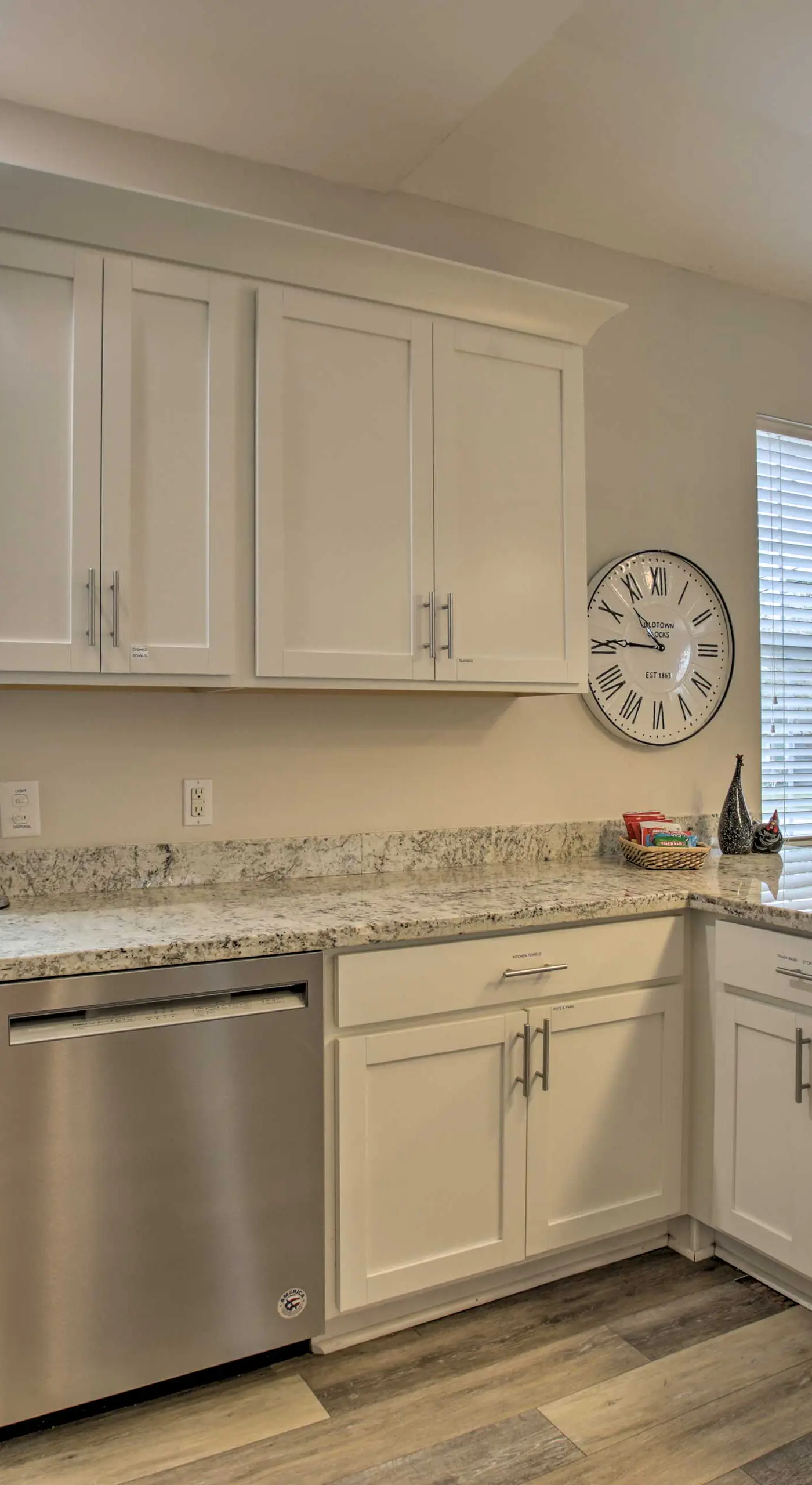 Waveland Home Near Beach: Pets Allowed!
