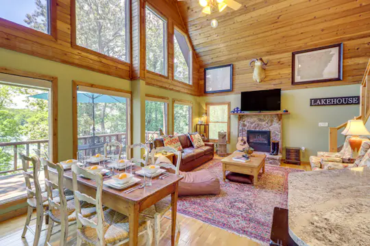 peaceful-greers-ferry-cabin-w-deck-lake-view-1-bed-greers-ferry