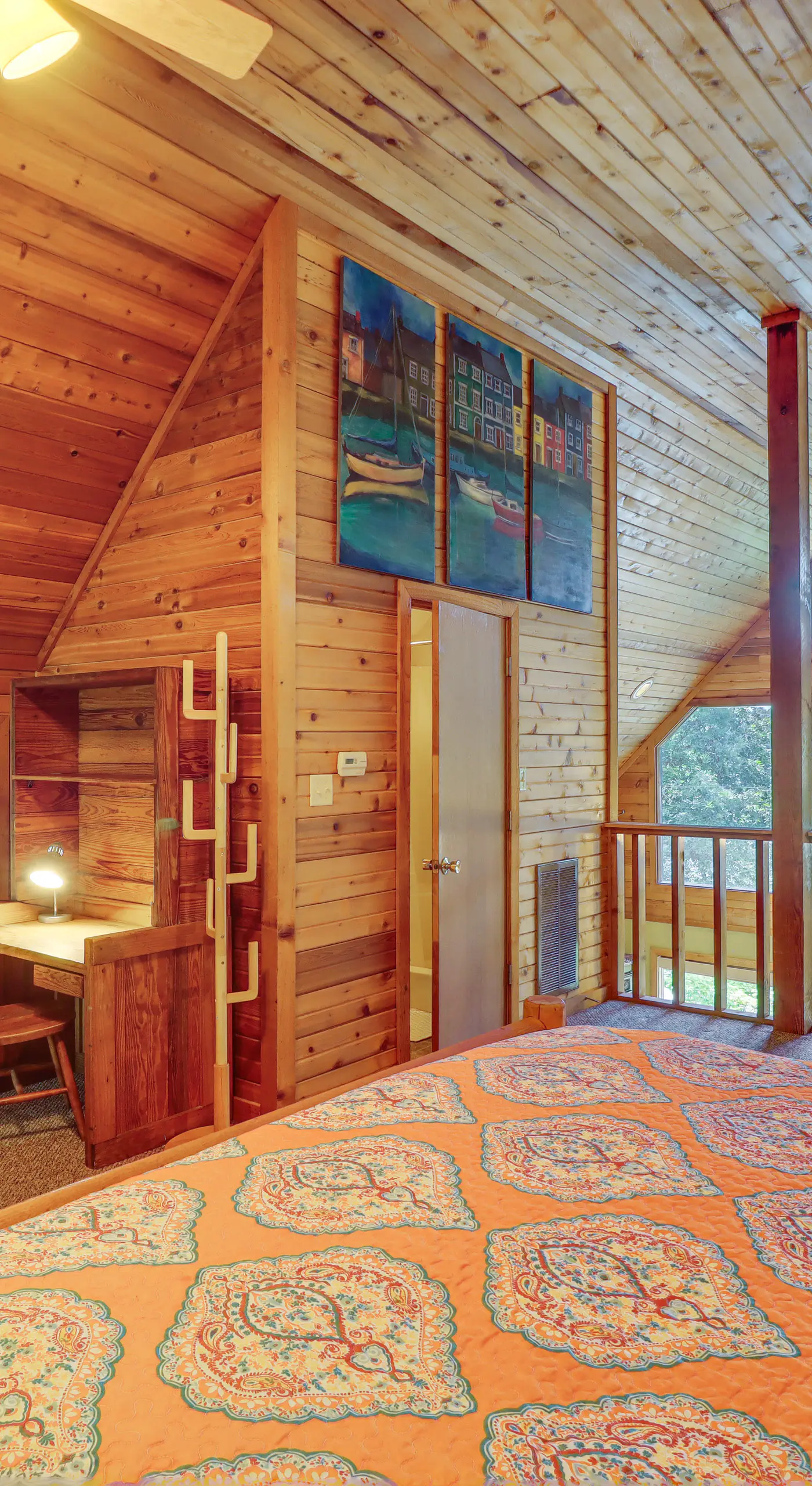 Peaceful Greers Ferry Cabin w/ Deck & Lake View!