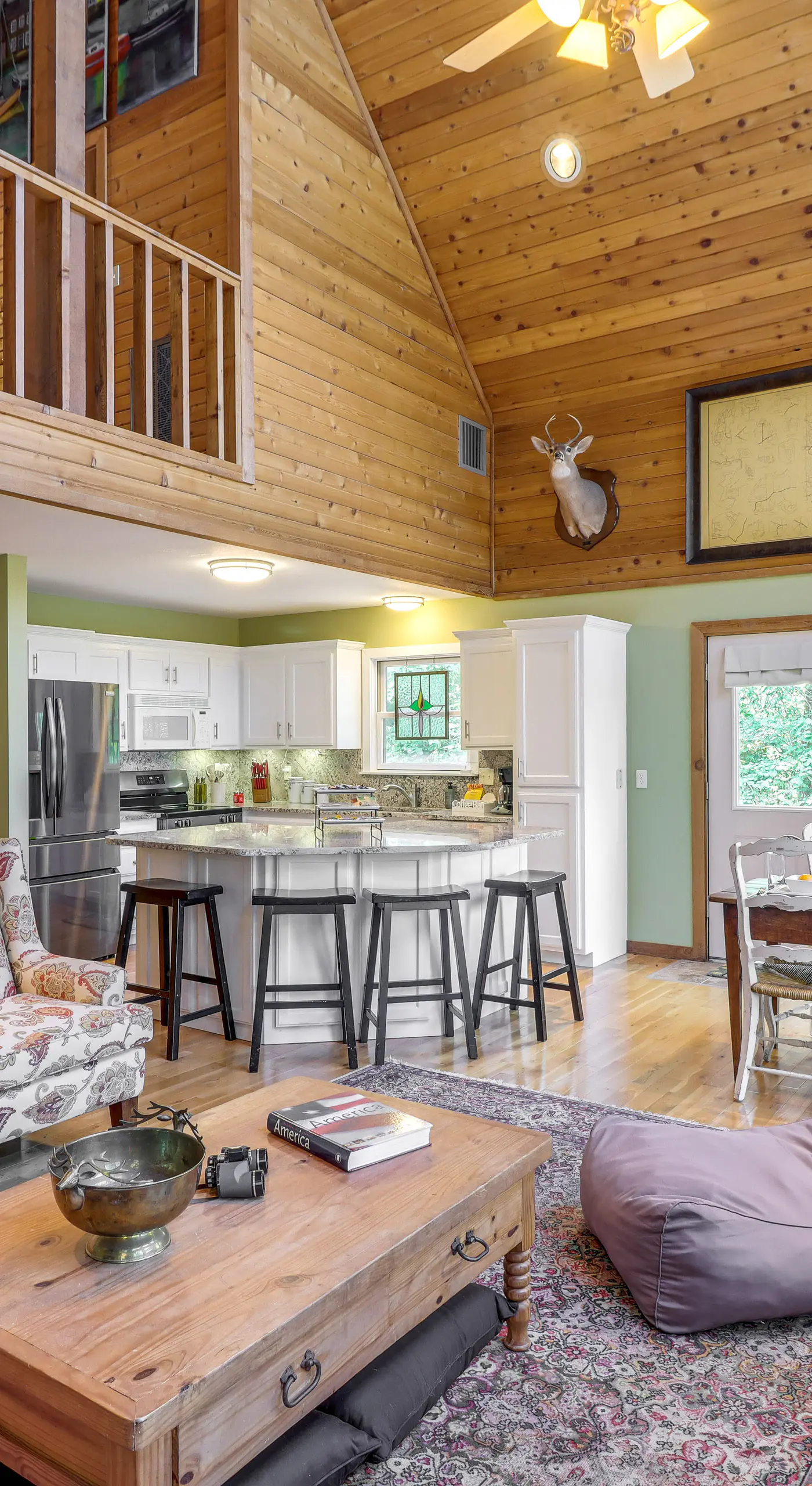 Peaceful Greers Ferry Cabin w/ Deck & Lake View!