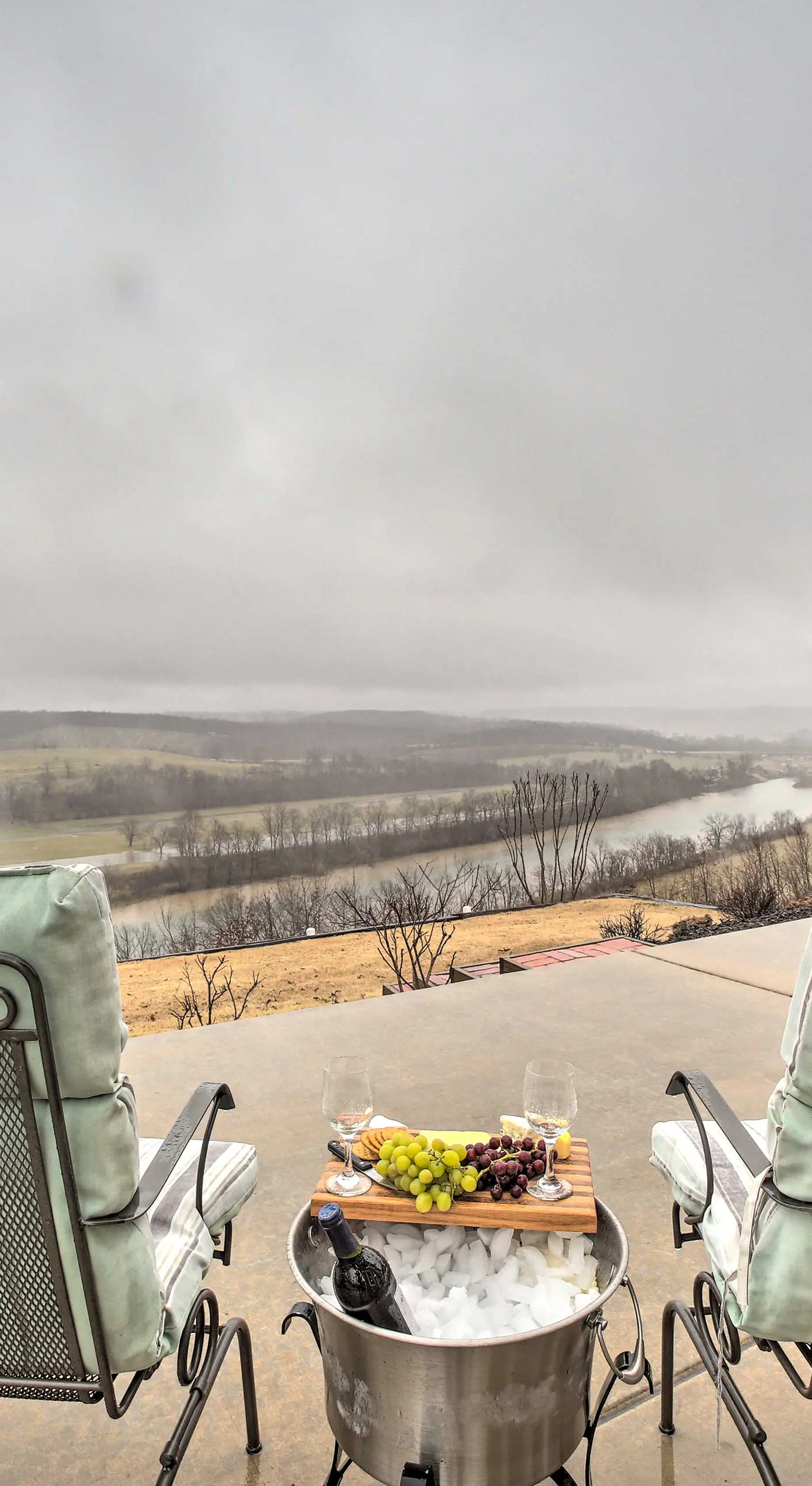 Riverfront Arkansas Retreat Near Fishing & Hiking!