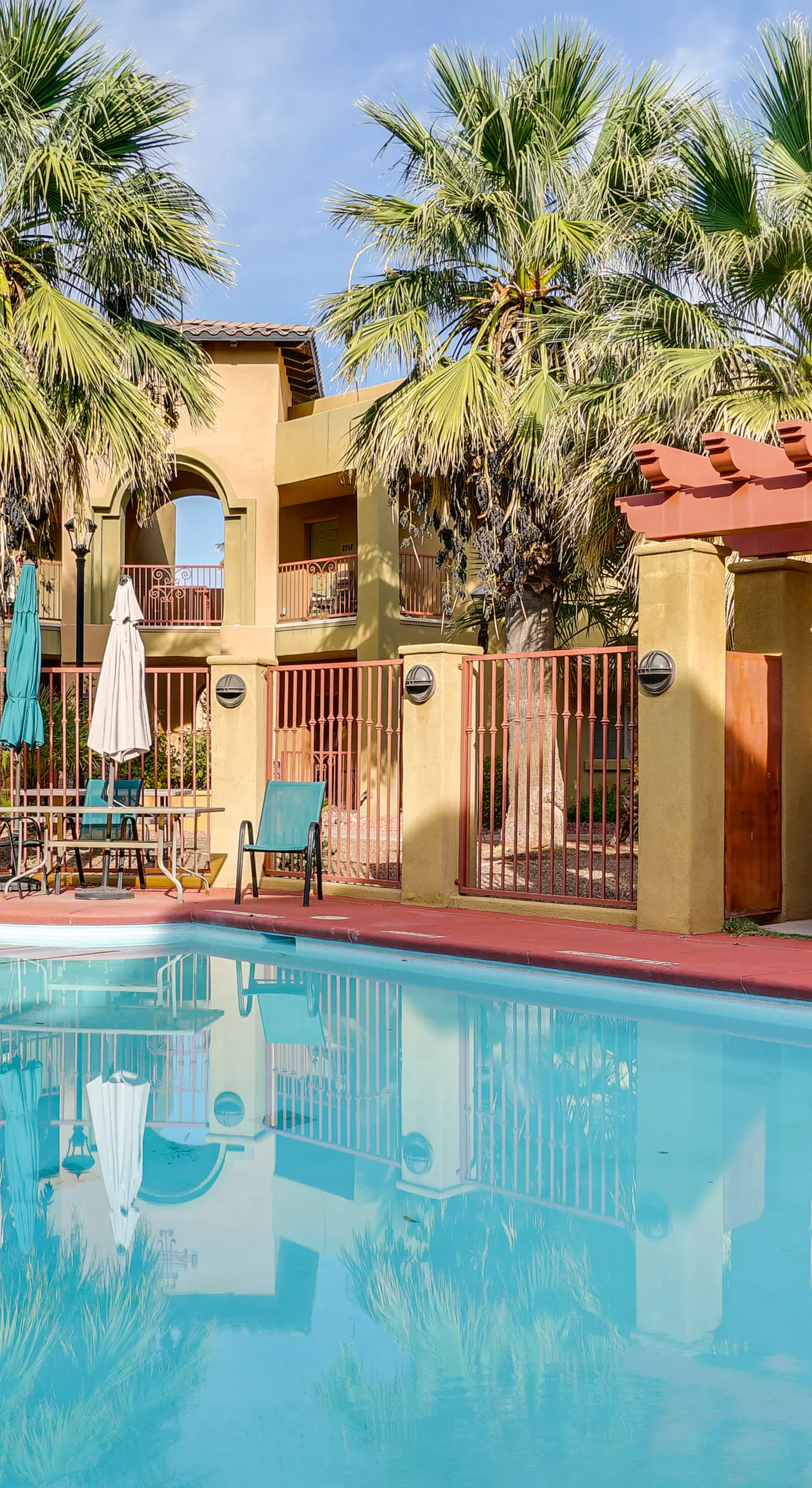 Inviting Las Cruces Condo < 1 Mi to Mesilla Plaza!