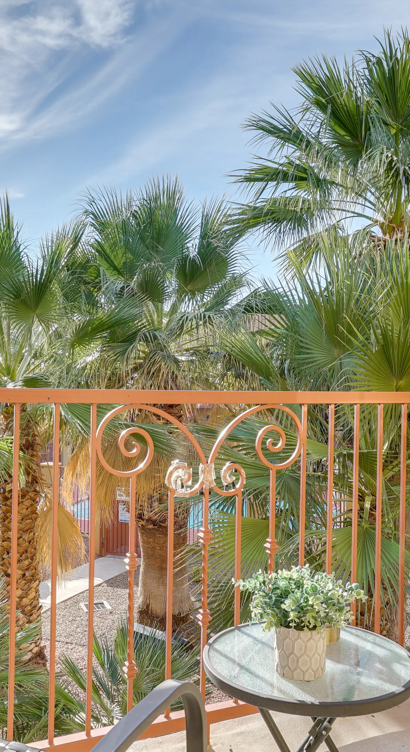 Inviting Las Cruces Condo < 1 Mi to Mesilla Plaza!