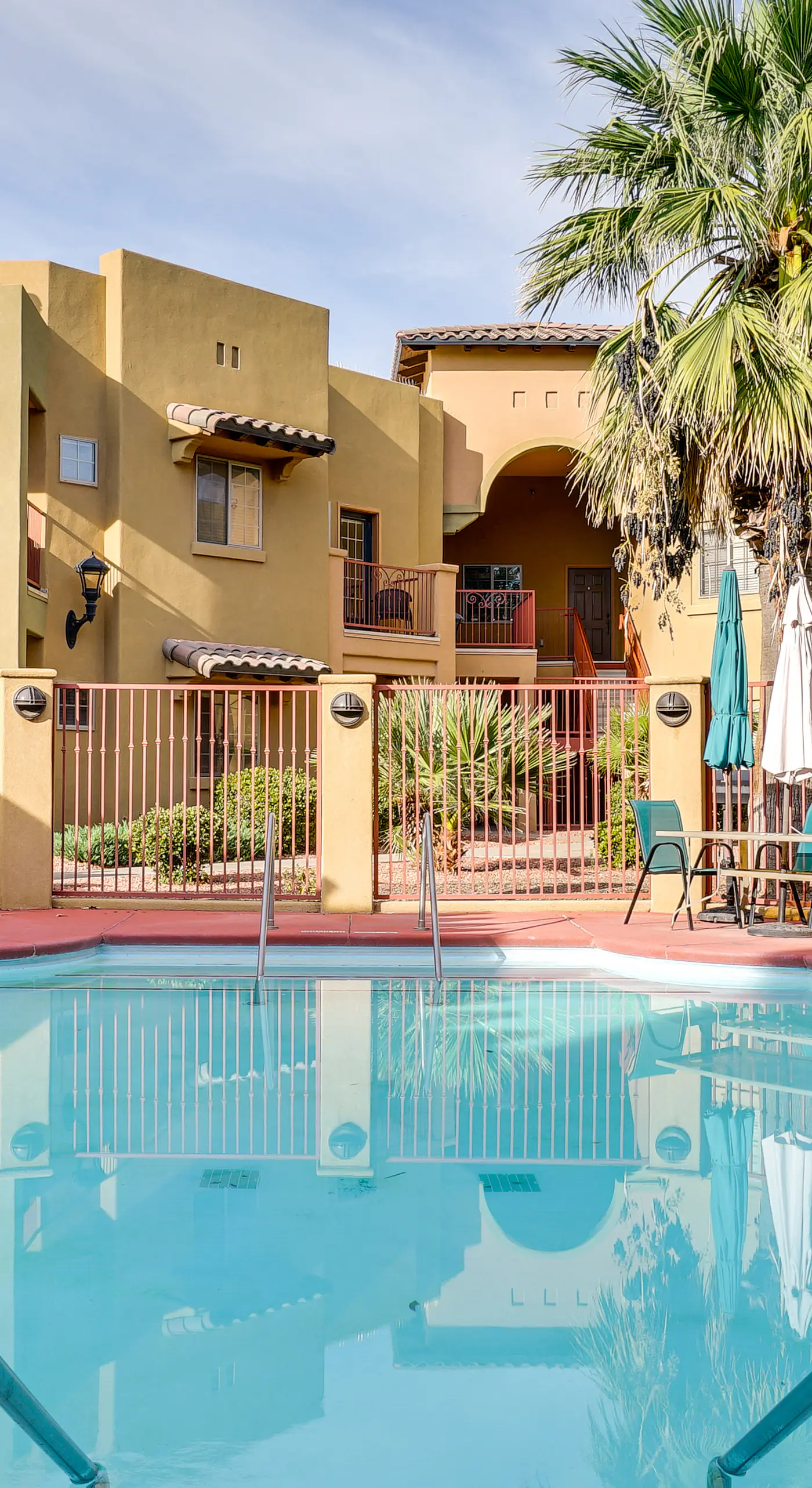 Inviting Las Cruces Condo < 1 Mi to Mesilla Plaza!