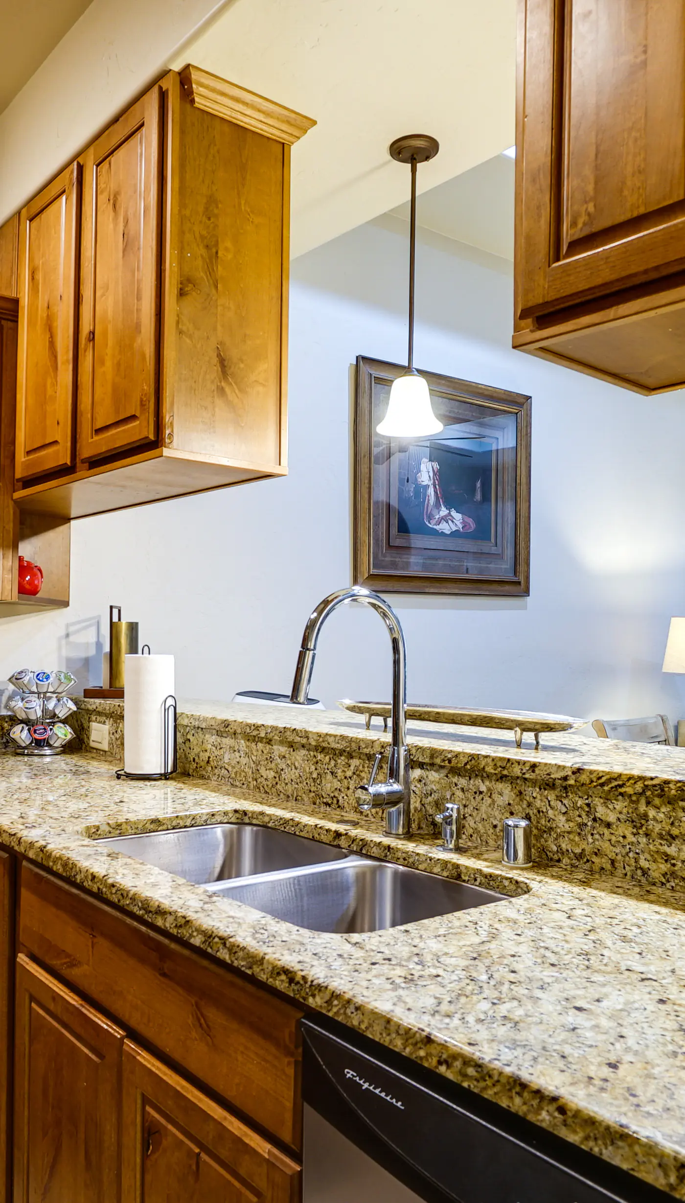 Inviting Las Cruces Condo < 1 Mi to Mesilla Plaza!
