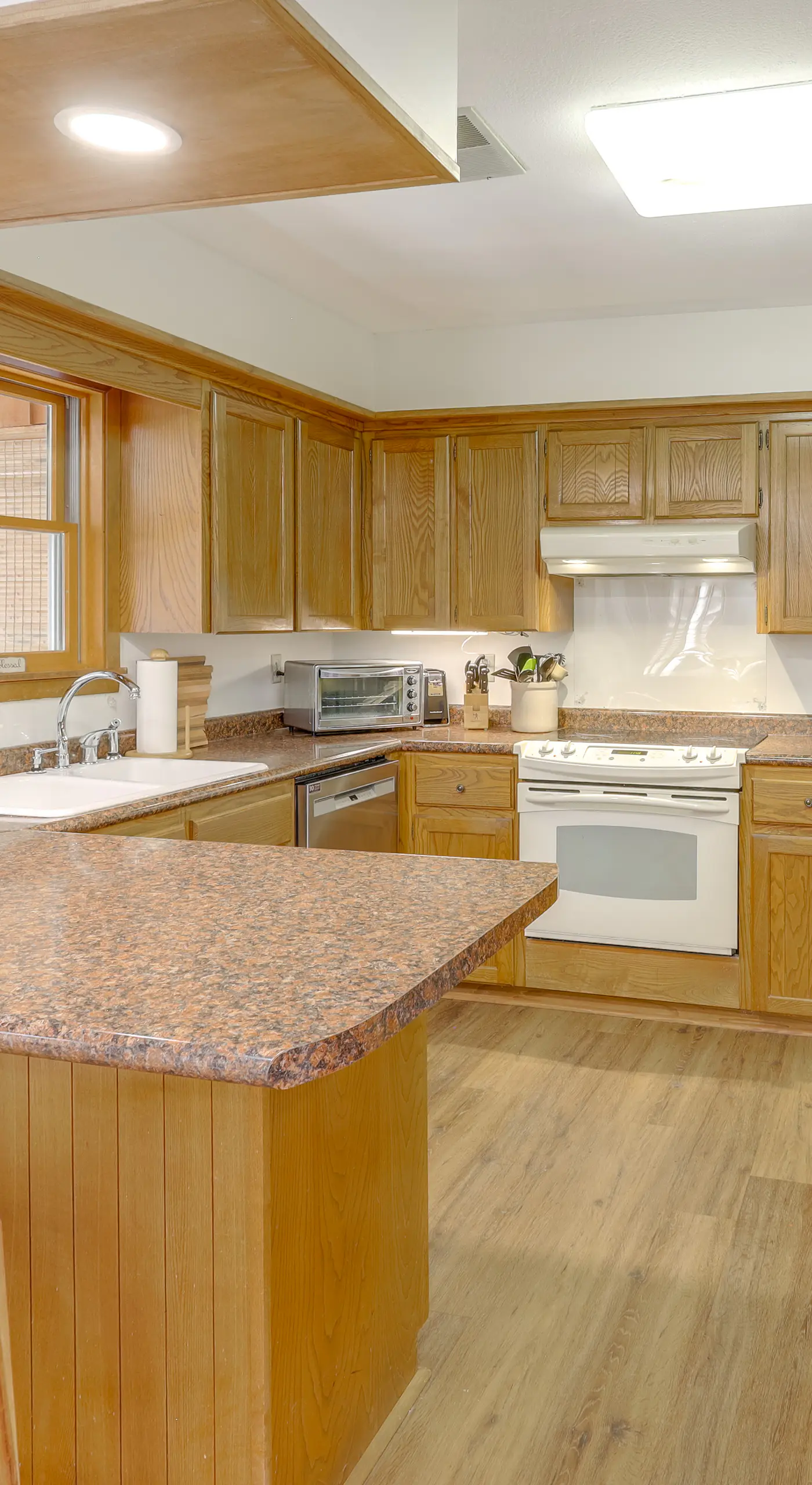 Fish, Hike & Relax: Heber Springs Family Home