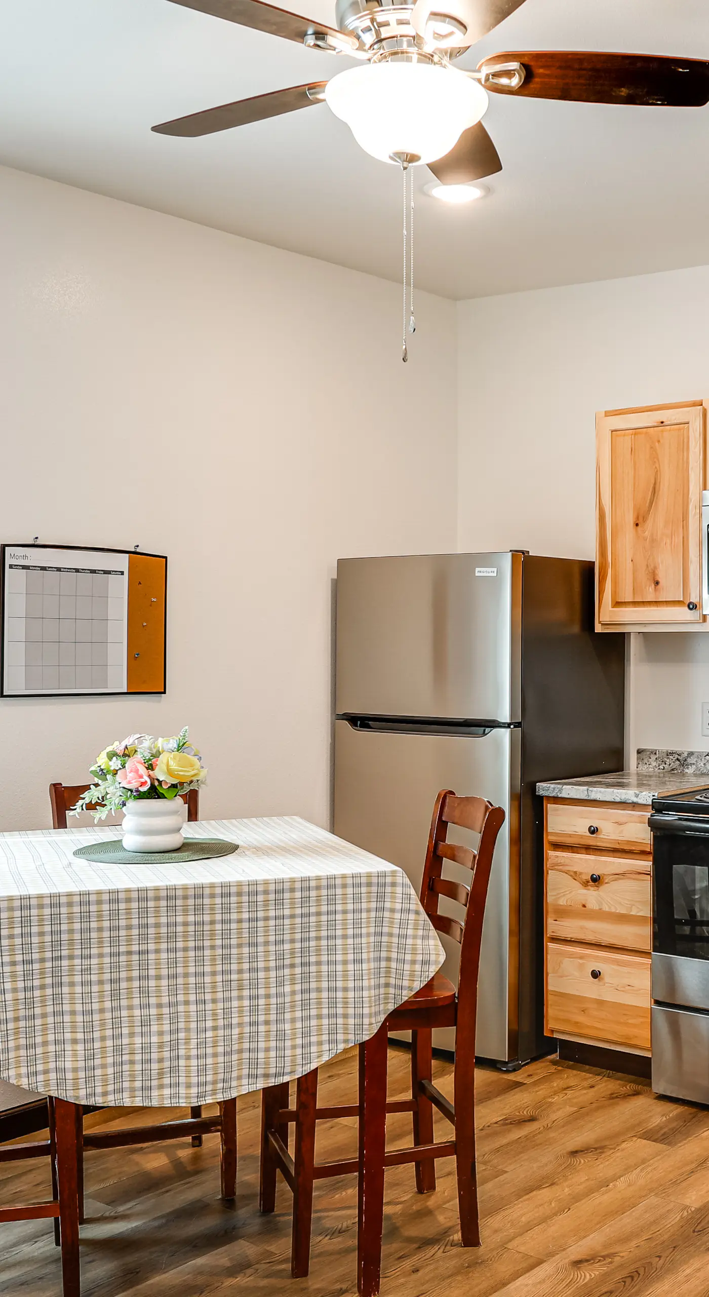 < 2 Mi to Dtwn: Pet-Friendly Getaway in Fairbanks