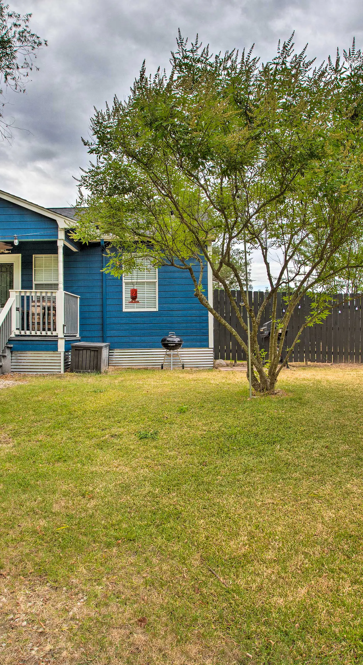Pottsboro Home w/ Fire Pit  < 1 Mi to Lake Texoma!