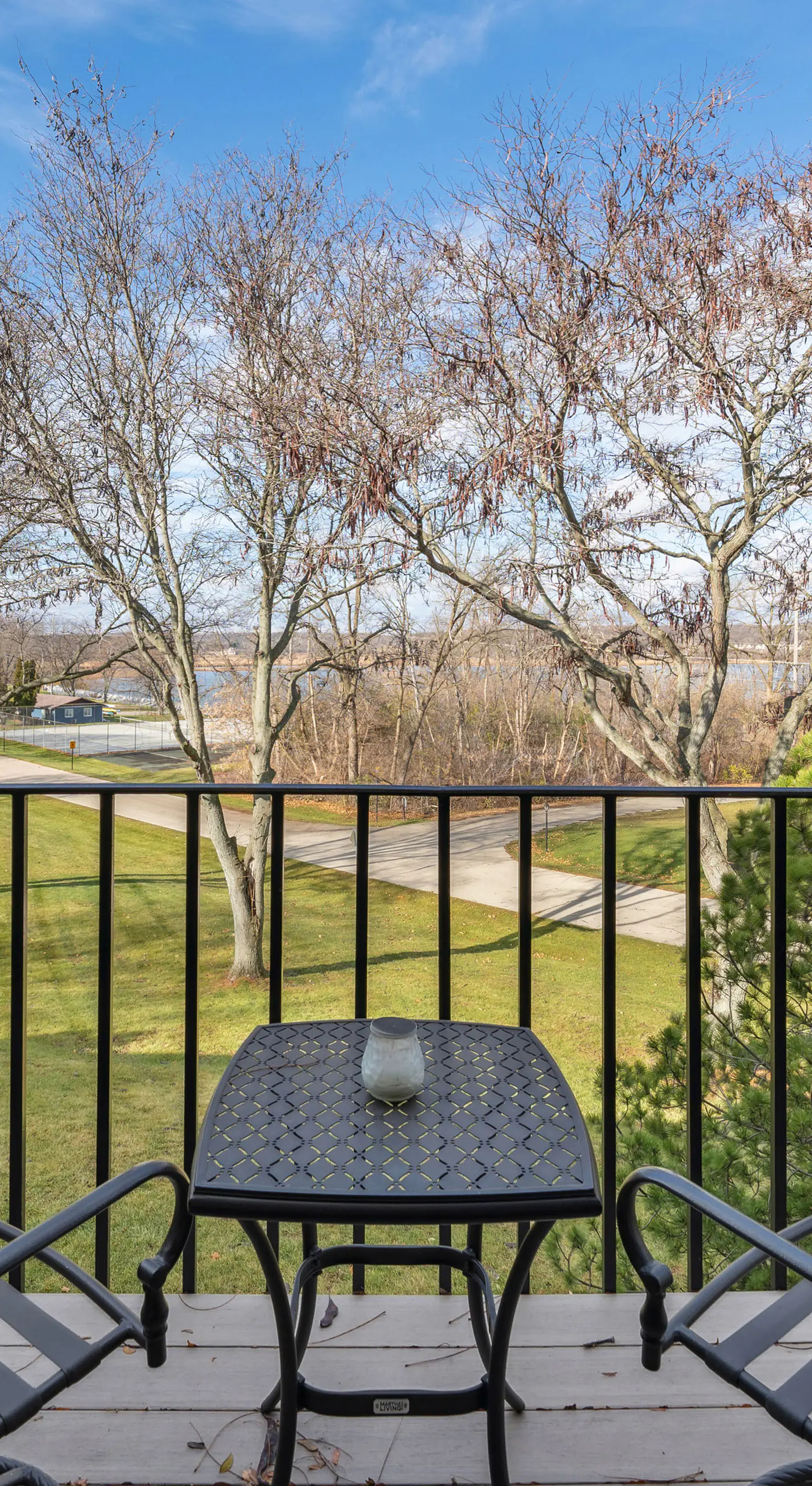 Elegant 4-Season Lake Geneva Condo w/ Fireplace!