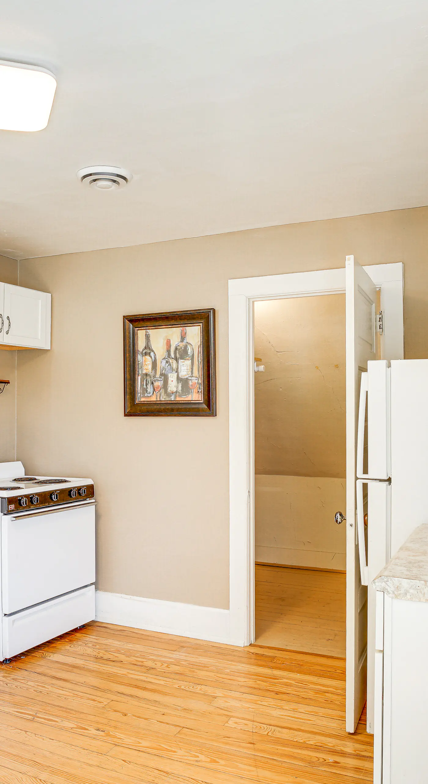 2 Mi to Dtwn: Studio Suite in Sheboygan
