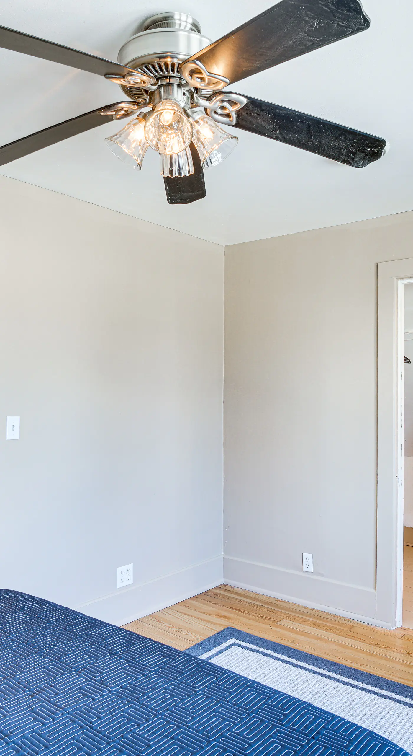 2 Mi to Dtwn: Studio Suite in Sheboygan