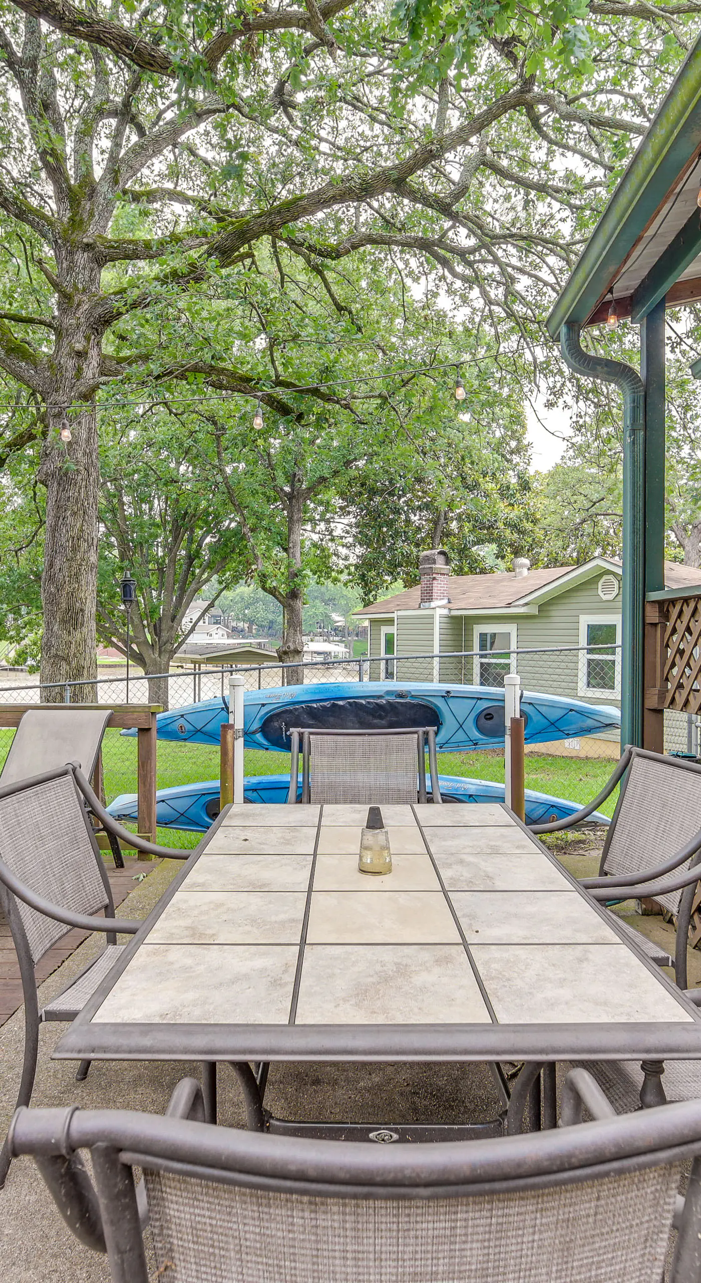 Lakefront Gun Barrel City Home w/ Dock & Deck