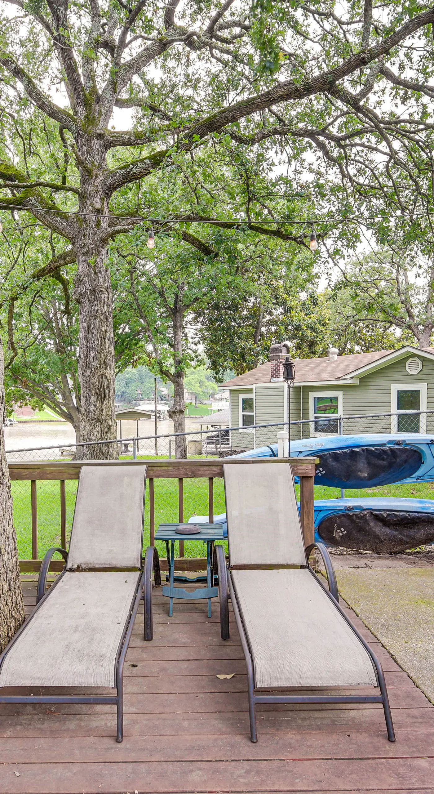 Lakefront Gun Barrel City Home w/ Dock & Deck