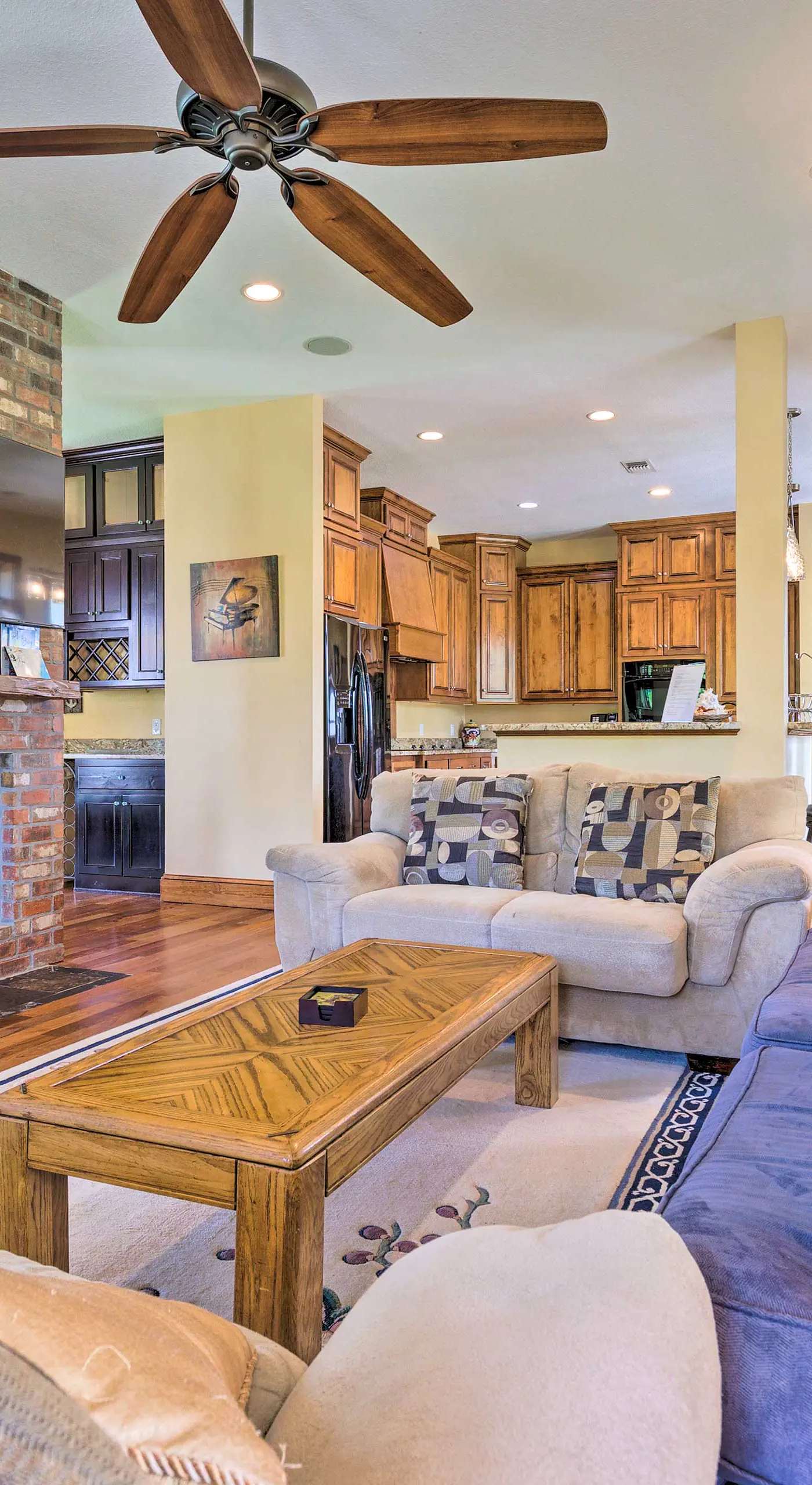Bright Waveland Home - Walk to Beach Access!