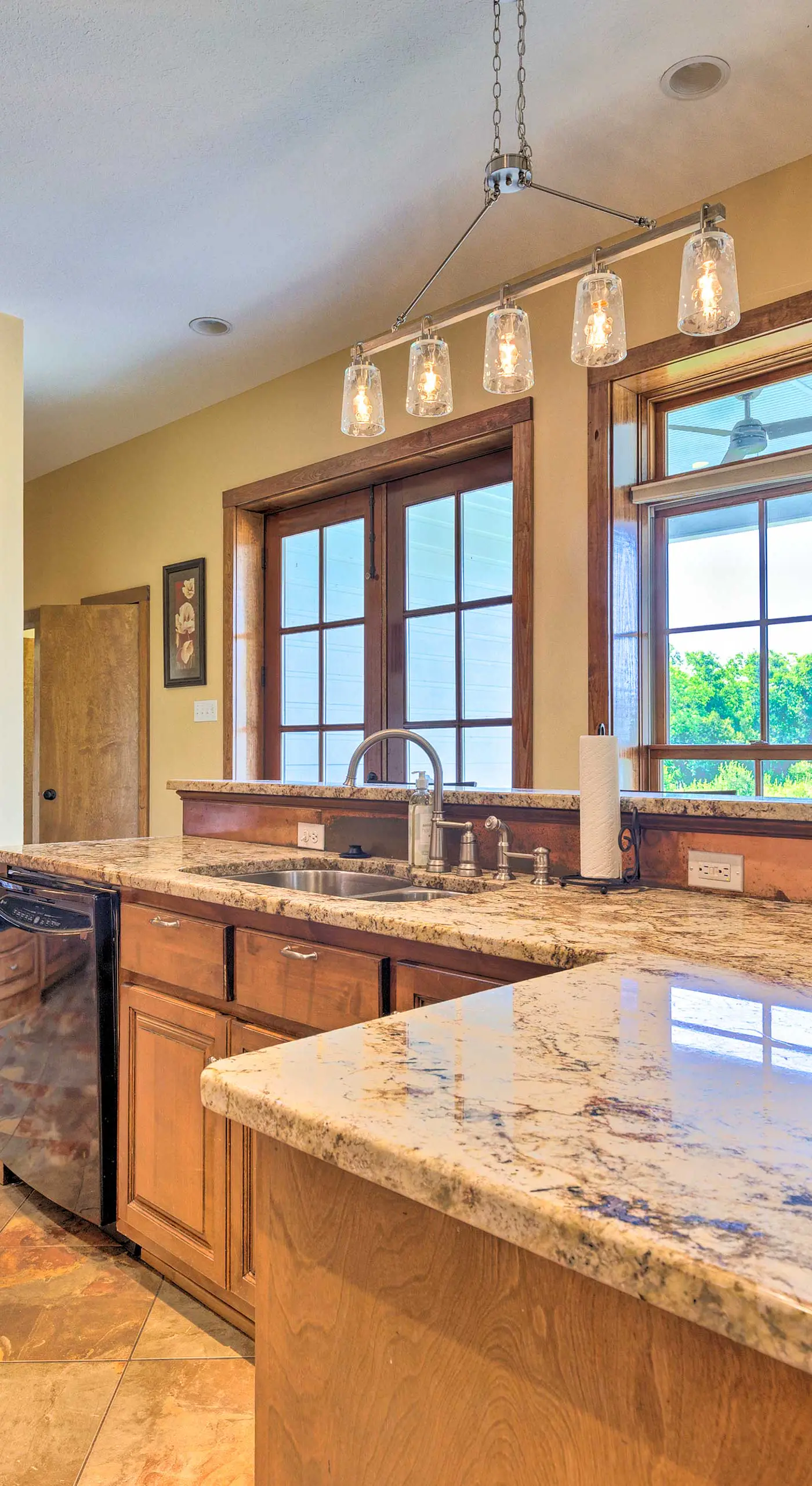 Bright Waveland Home - Walk to Beach Access!