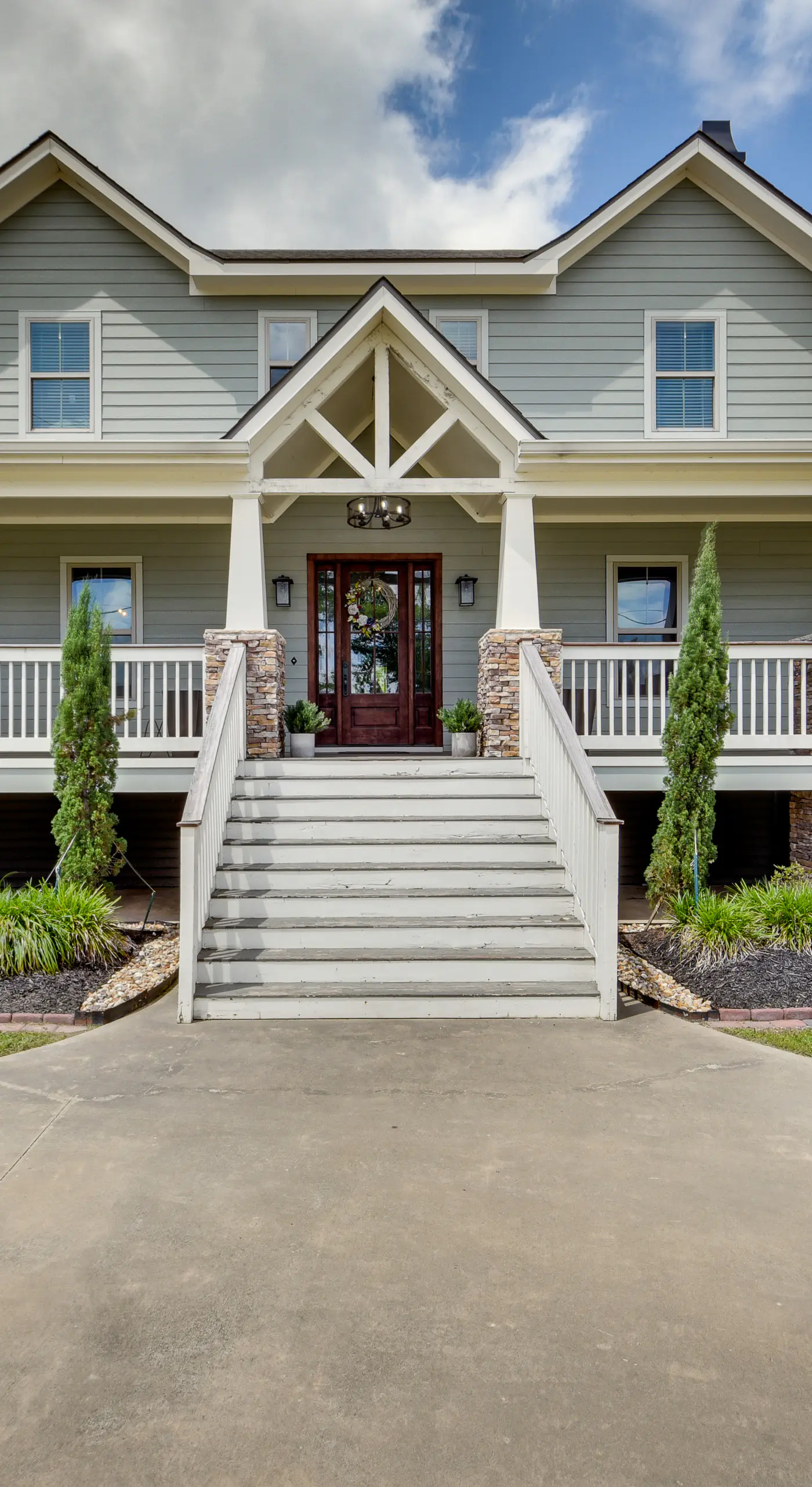 Spacious Lake Charles Craftsman - Pet Friendly!