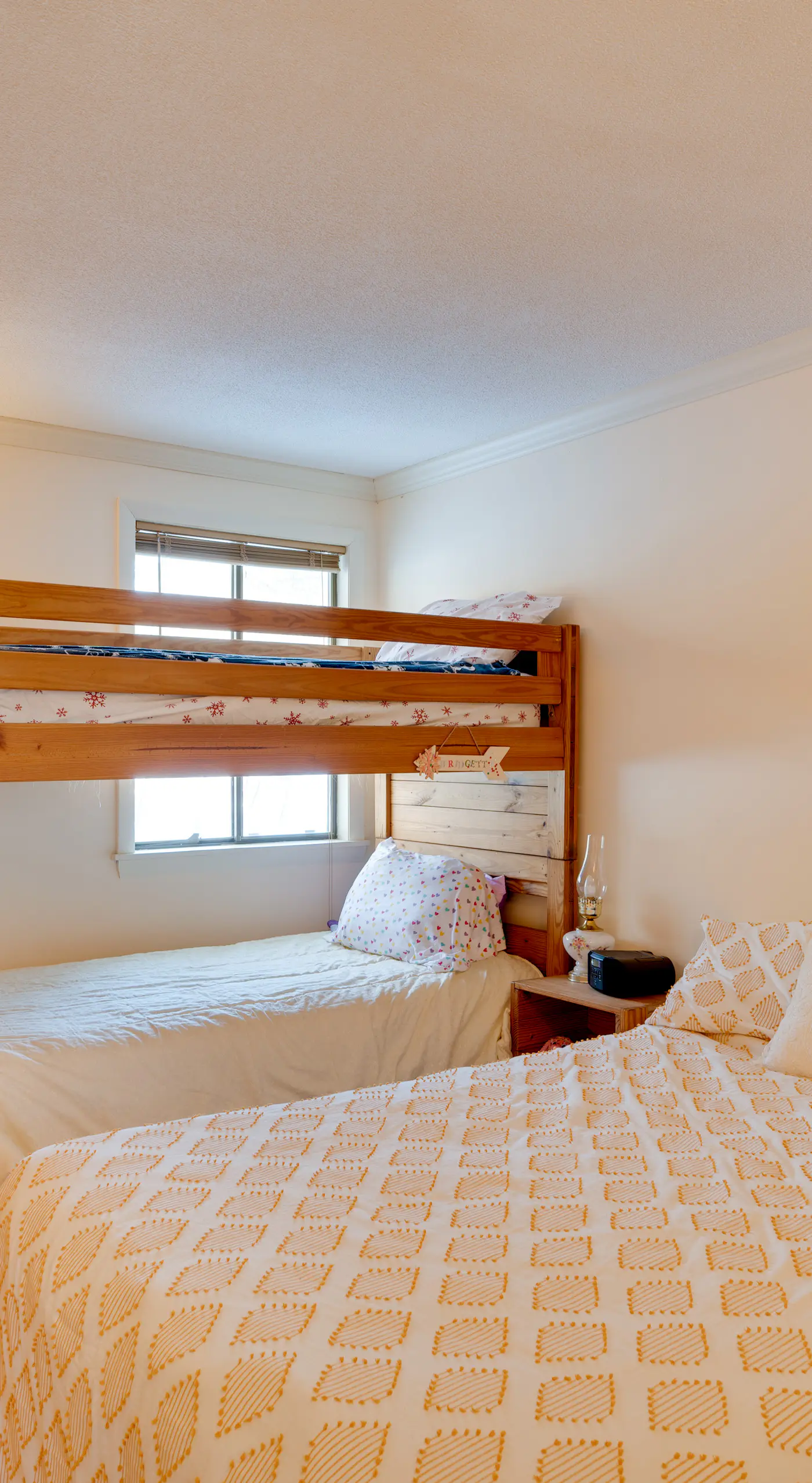 Unique Thornton Townhome: Swim, Ski, & Hike!