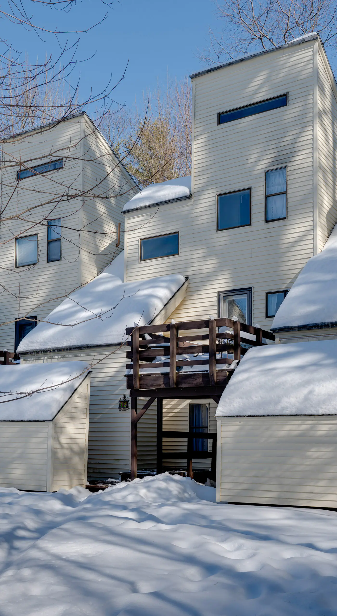 Unique Thornton Townhome: Swim, Ski, & Hike!
