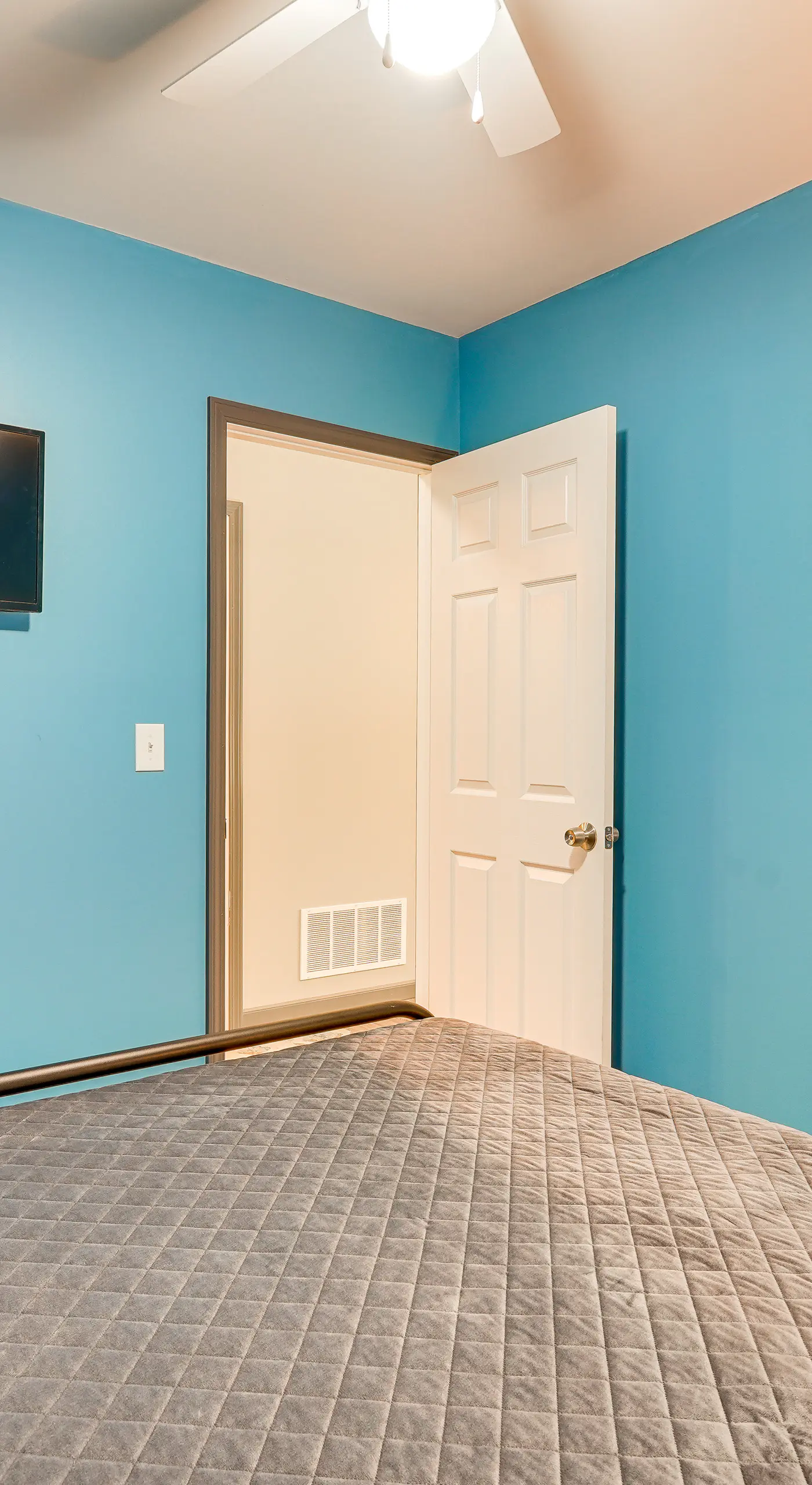 Zanesville Vacation Rental: 2 Mi to Downtown!
