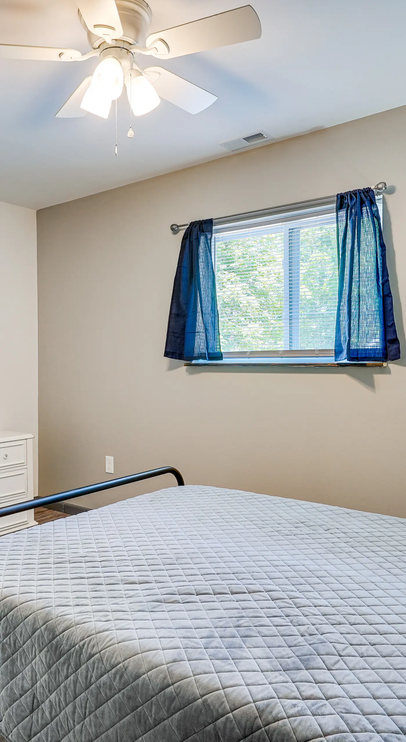 Zanesville Vacation Rental: 2 Mi to Downtown!