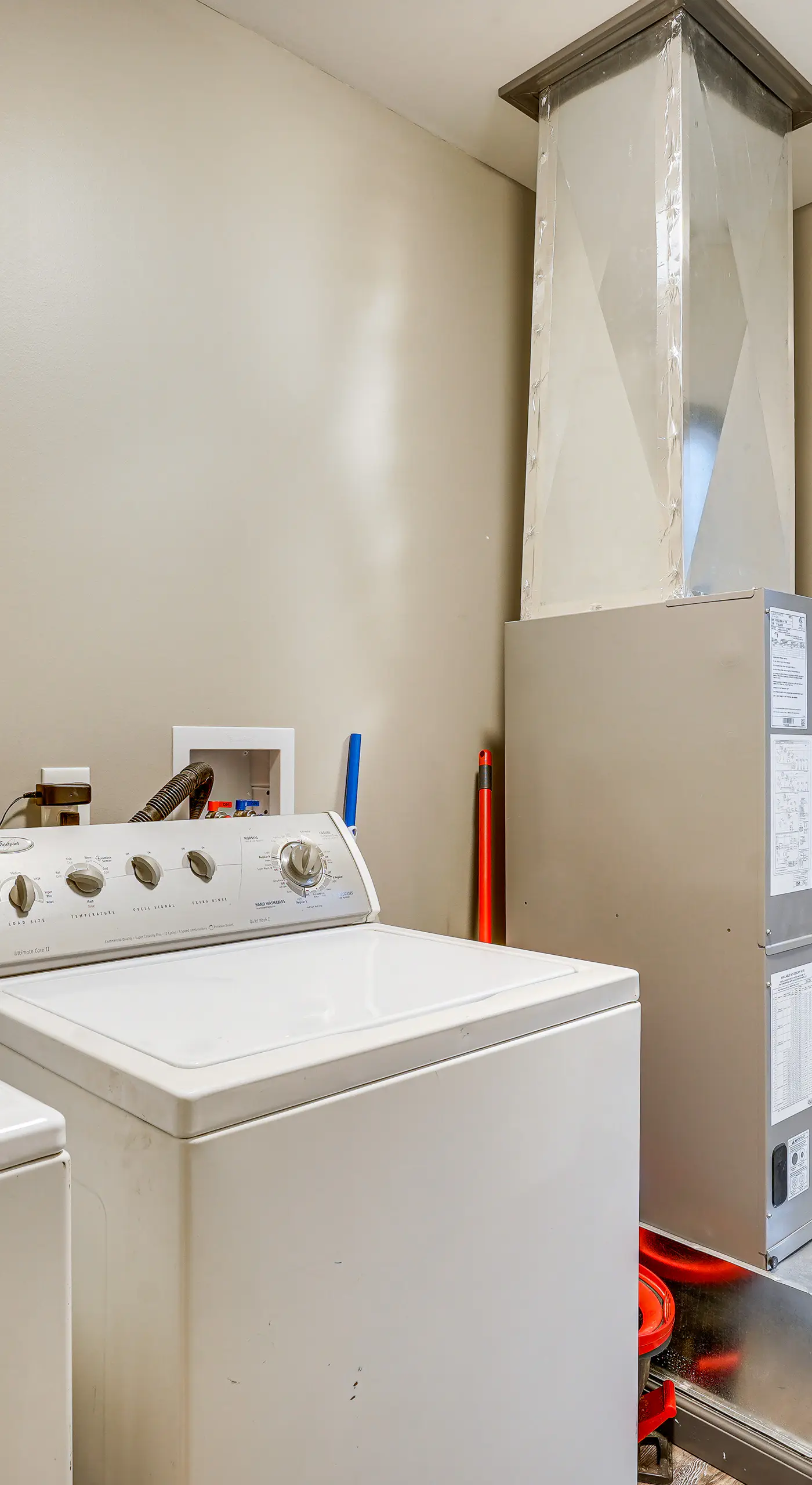 Zanesville Vacation Rental: 2 Mi to Downtown!
