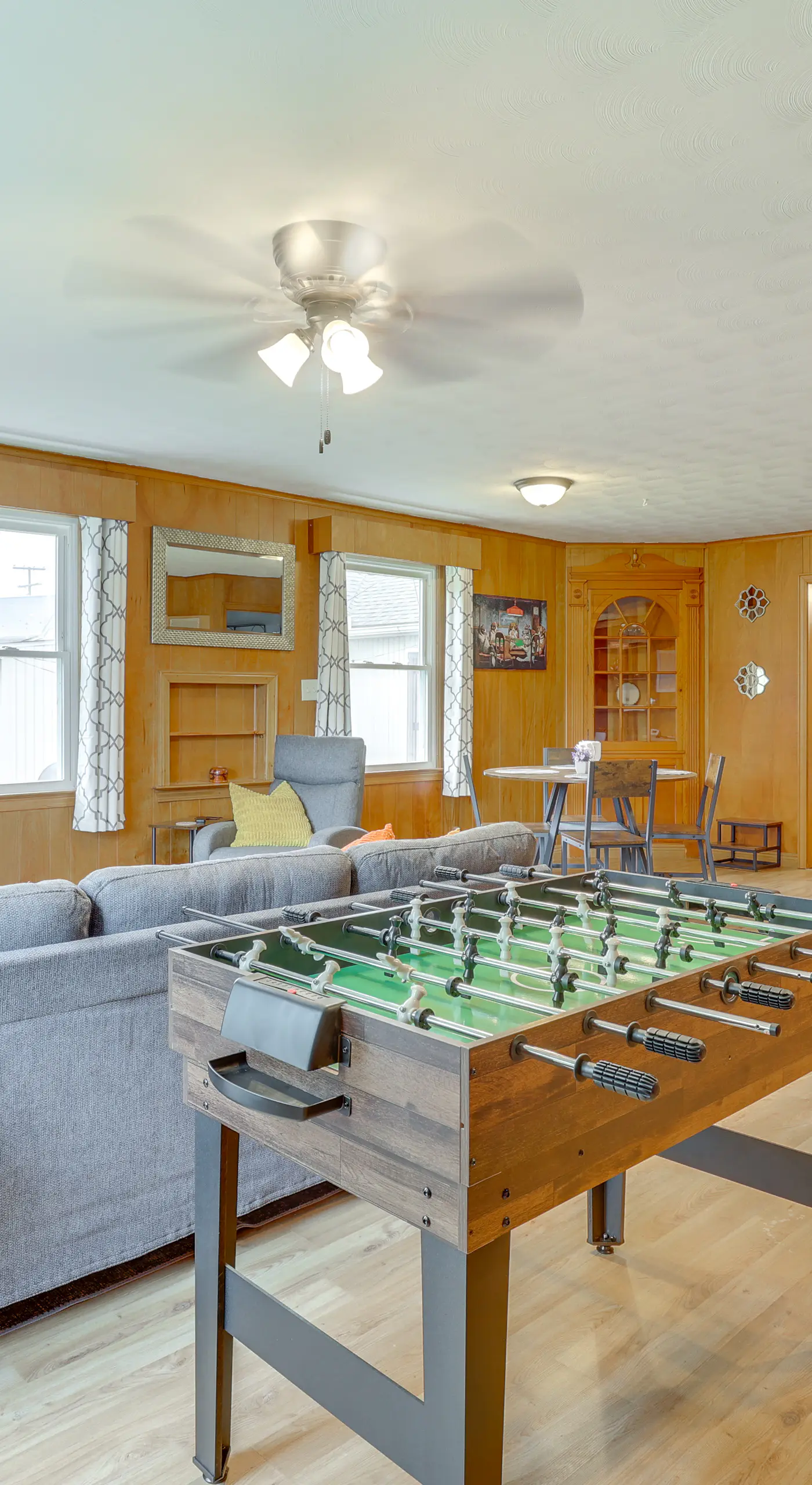 4 Mi to Main Street! Family Getaway in Zanesville