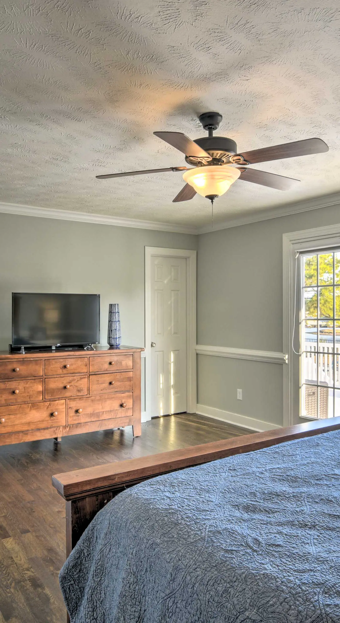 Carolina Lakes Family Home w/ Pool, Kayaks & Dock!