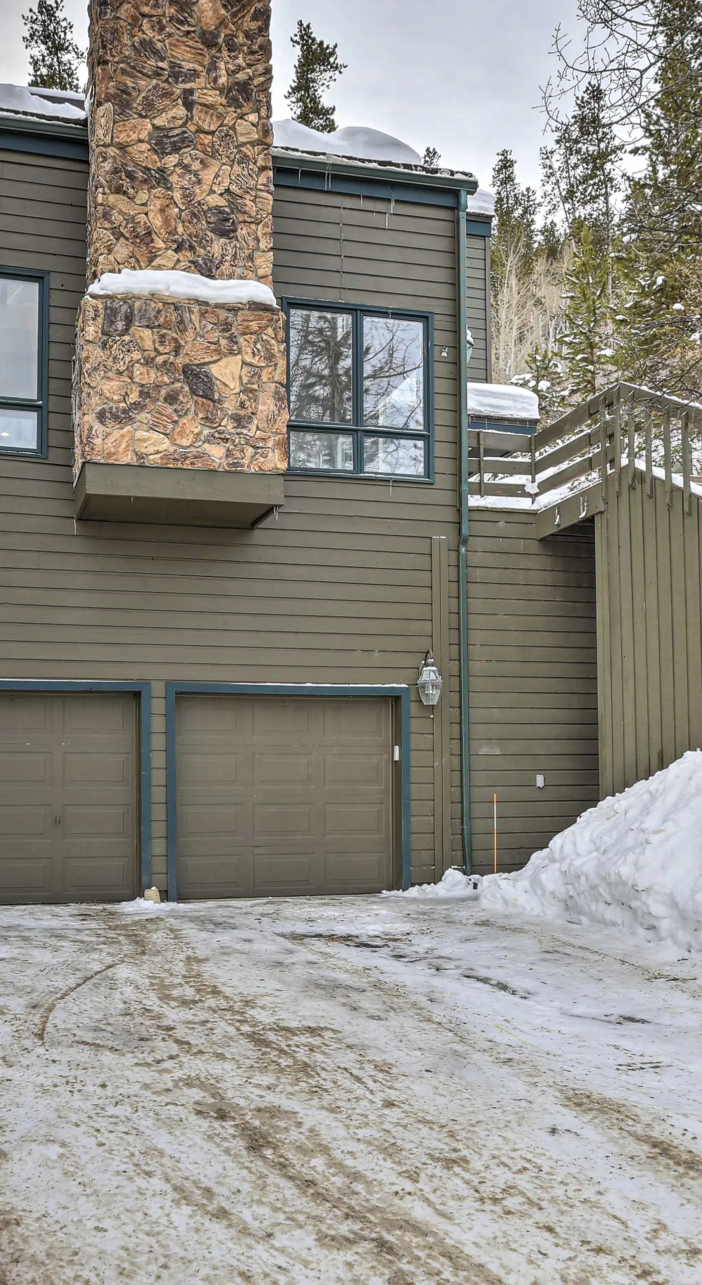 Avon Duplex w/ Hot Tub: Near Vail Hiking & Golf!
