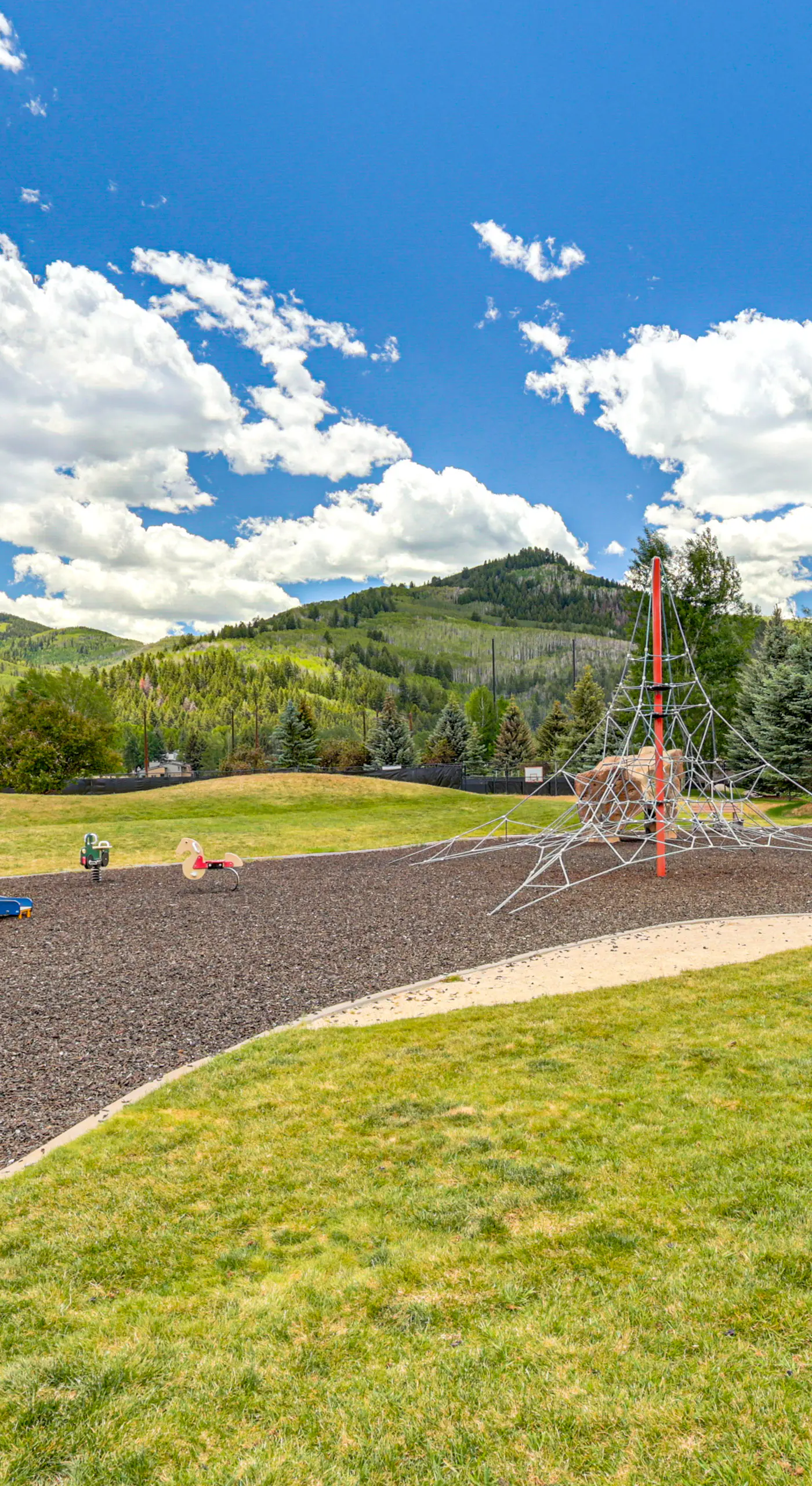 Avon Duplex w/ Hot Tub: Near Vail Hiking & Golf!